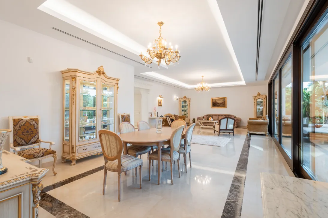 Luxury Sea View Villa for Sale in Estepona  - View 8