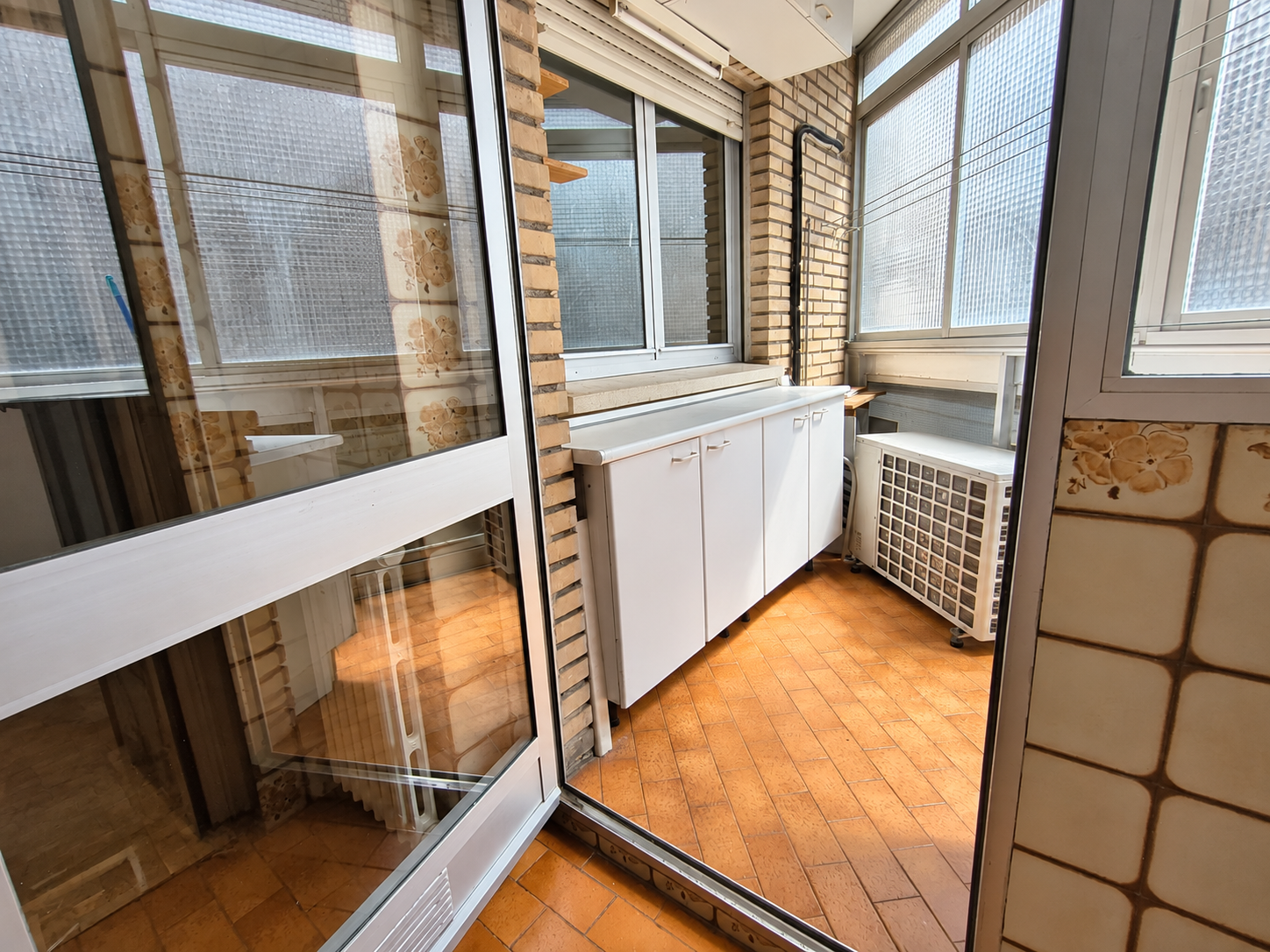 Exclusive residence with panoramic views and garaje in Ciudad Jardín - View 24