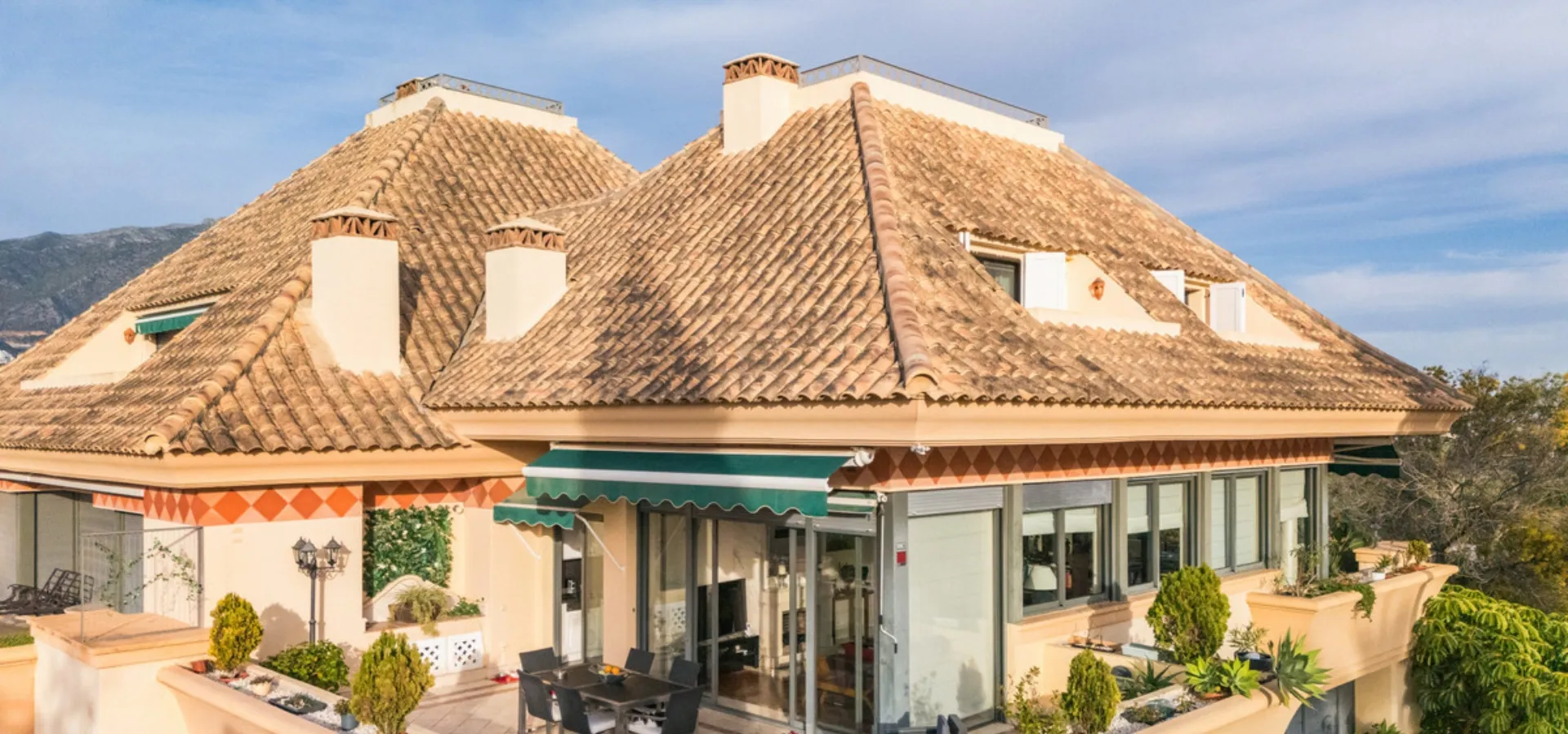 260 m² penthouse for sales in malaga - View 11