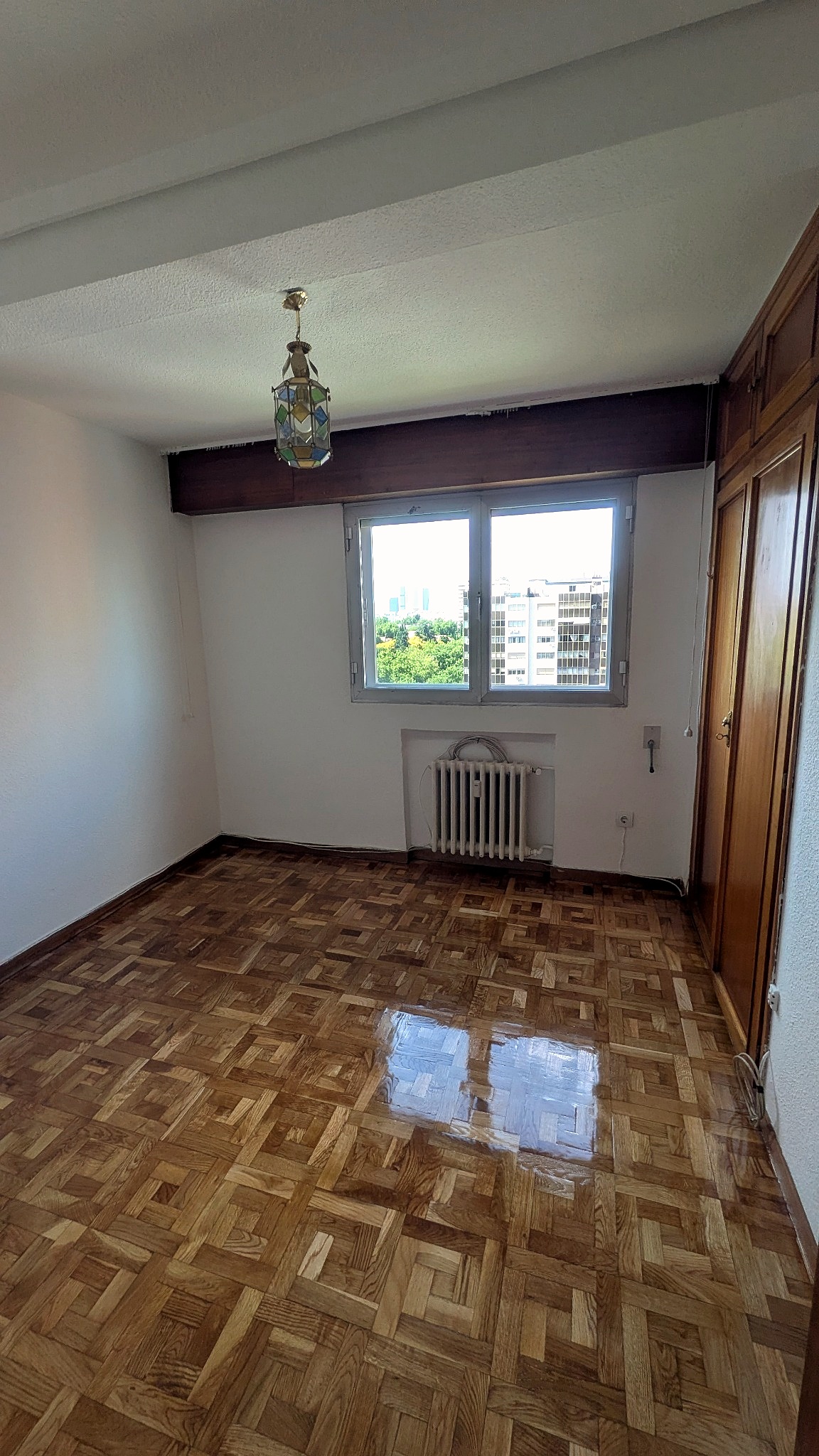 Exclusive residence with panoramic views and garaje in Ciudad Jardín - View 13