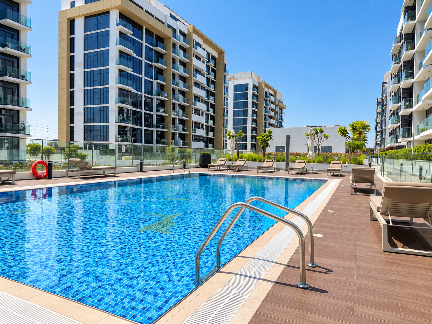 Spacious Layout | Prime Location | Vacant - View 9