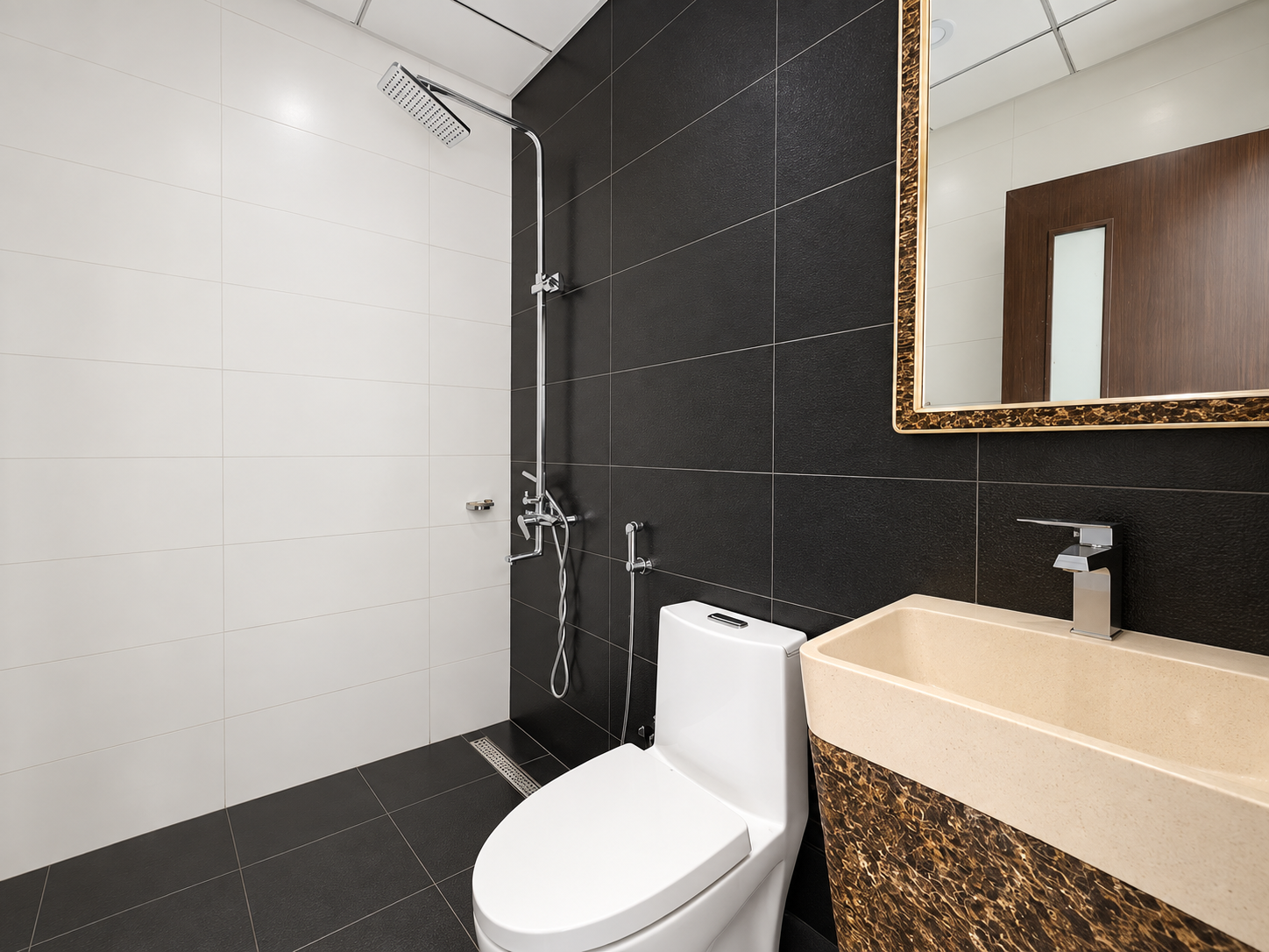 Fully Furnished | 12 Cheques | Panoramic View - View 17