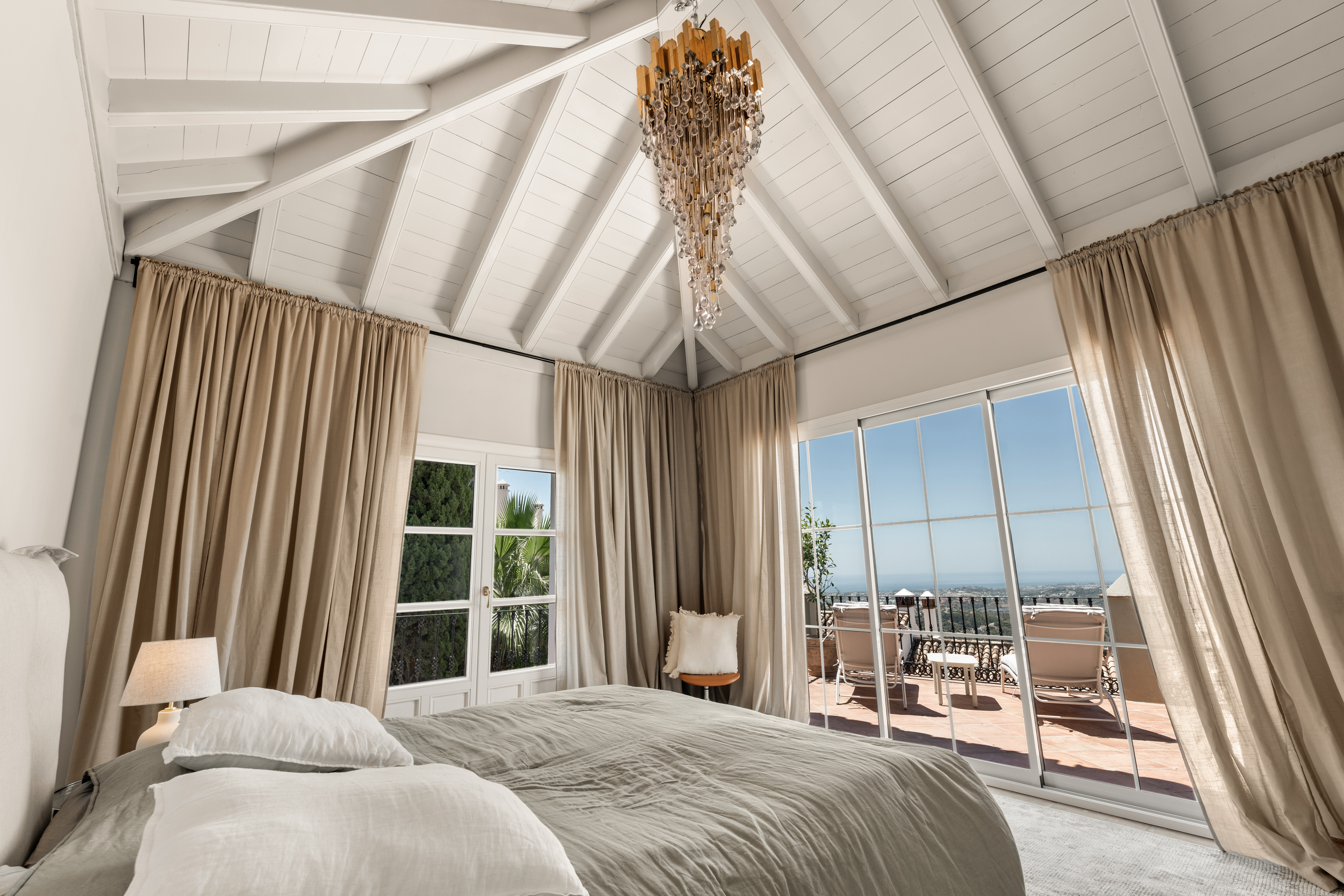 Villa Auli – Luxury Villa in La Heredia, Benahavís - View 6