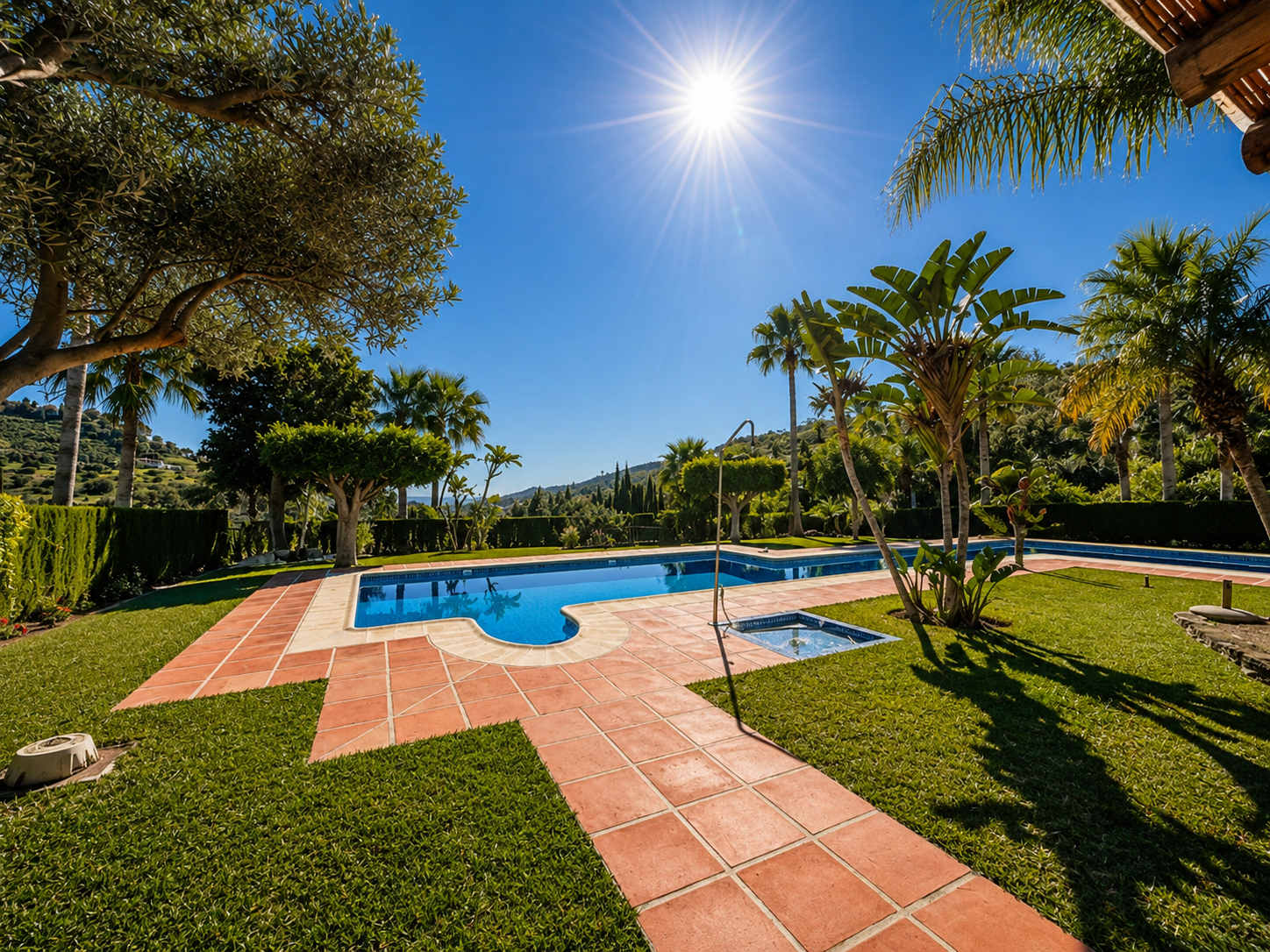 Country Estate (Cortijo) for Sale in Málaga East - View 11