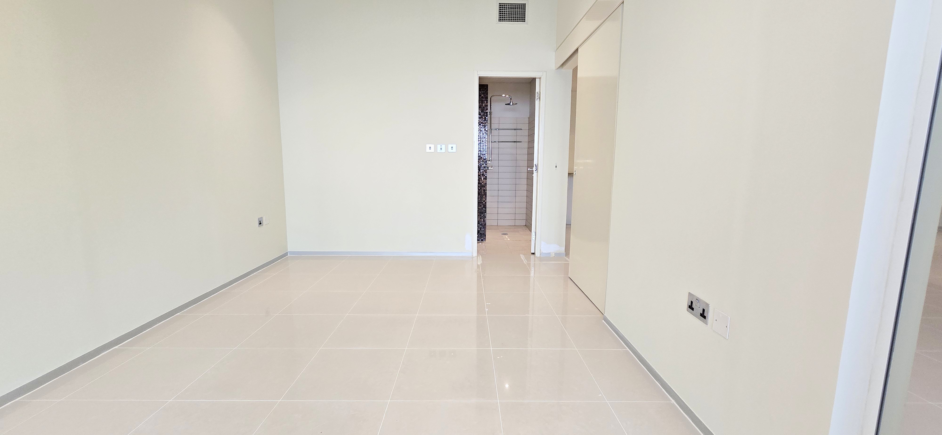 Ready to Move in | High Floor | Spacious 1 BHK - View 8