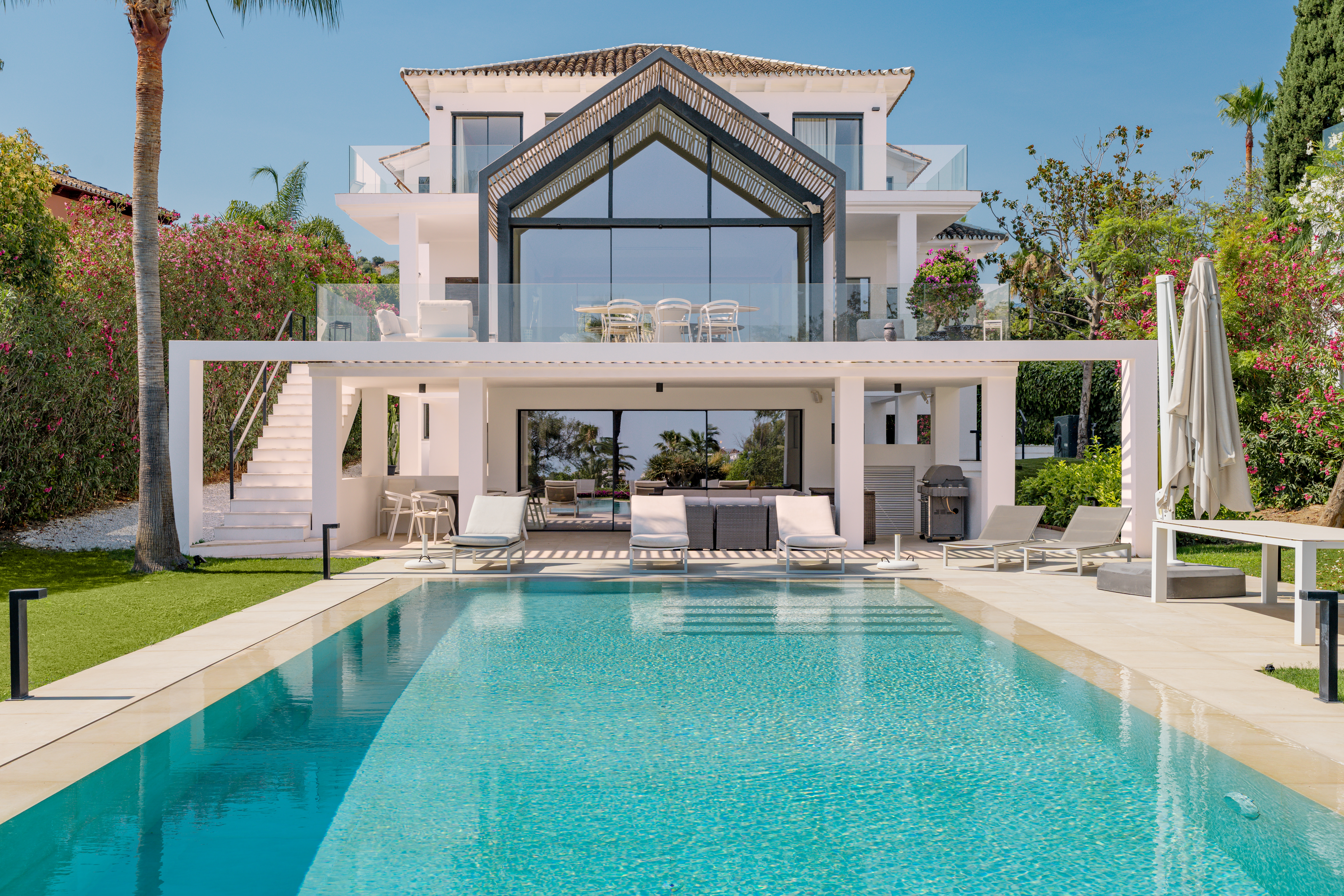 La Madrugada – Luxury Frontline Golf Villa - View 17