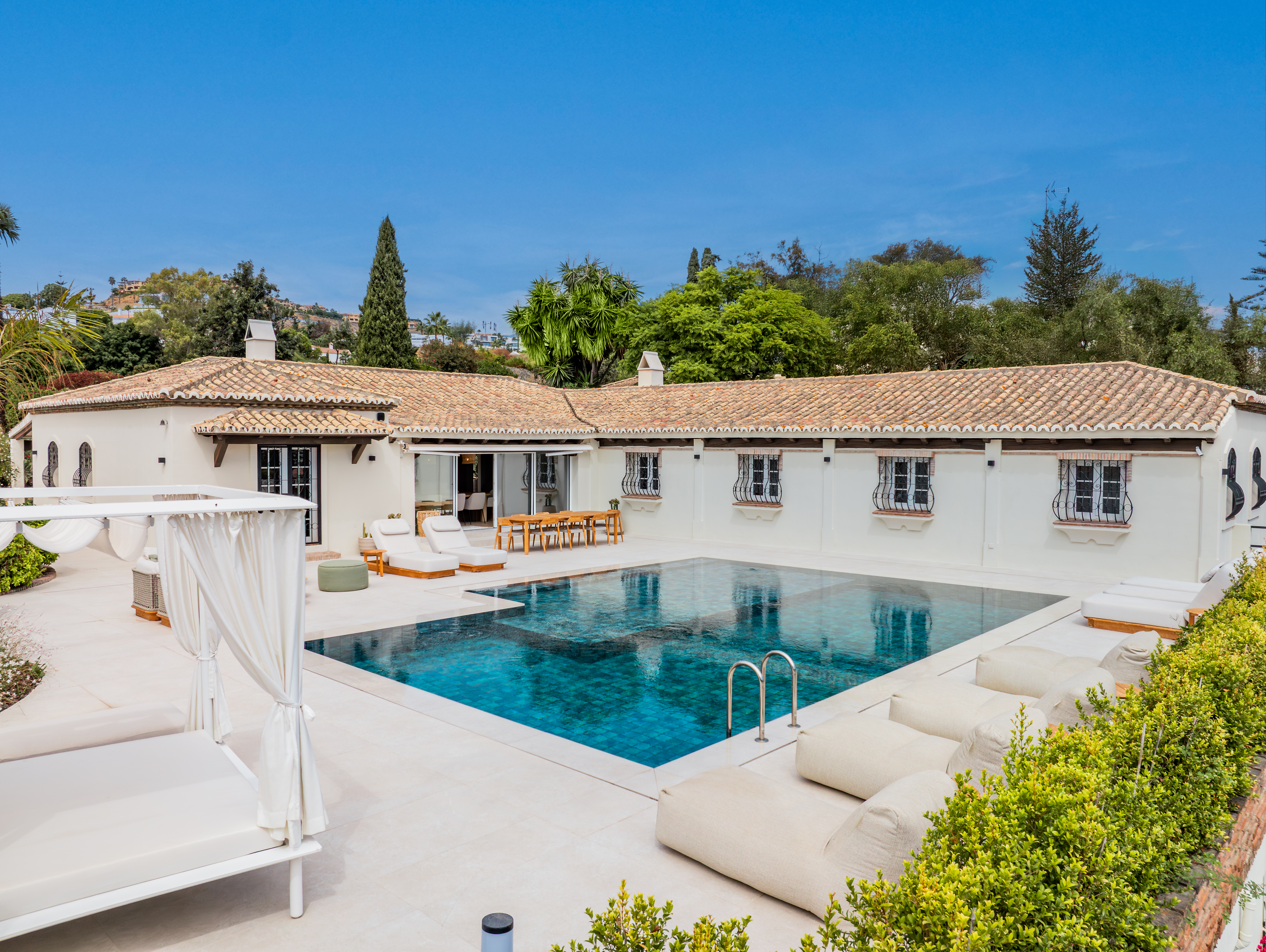 Casa Noora - Elegant Renovated Villa in Altos del Paraíso, Benahavís - View 17