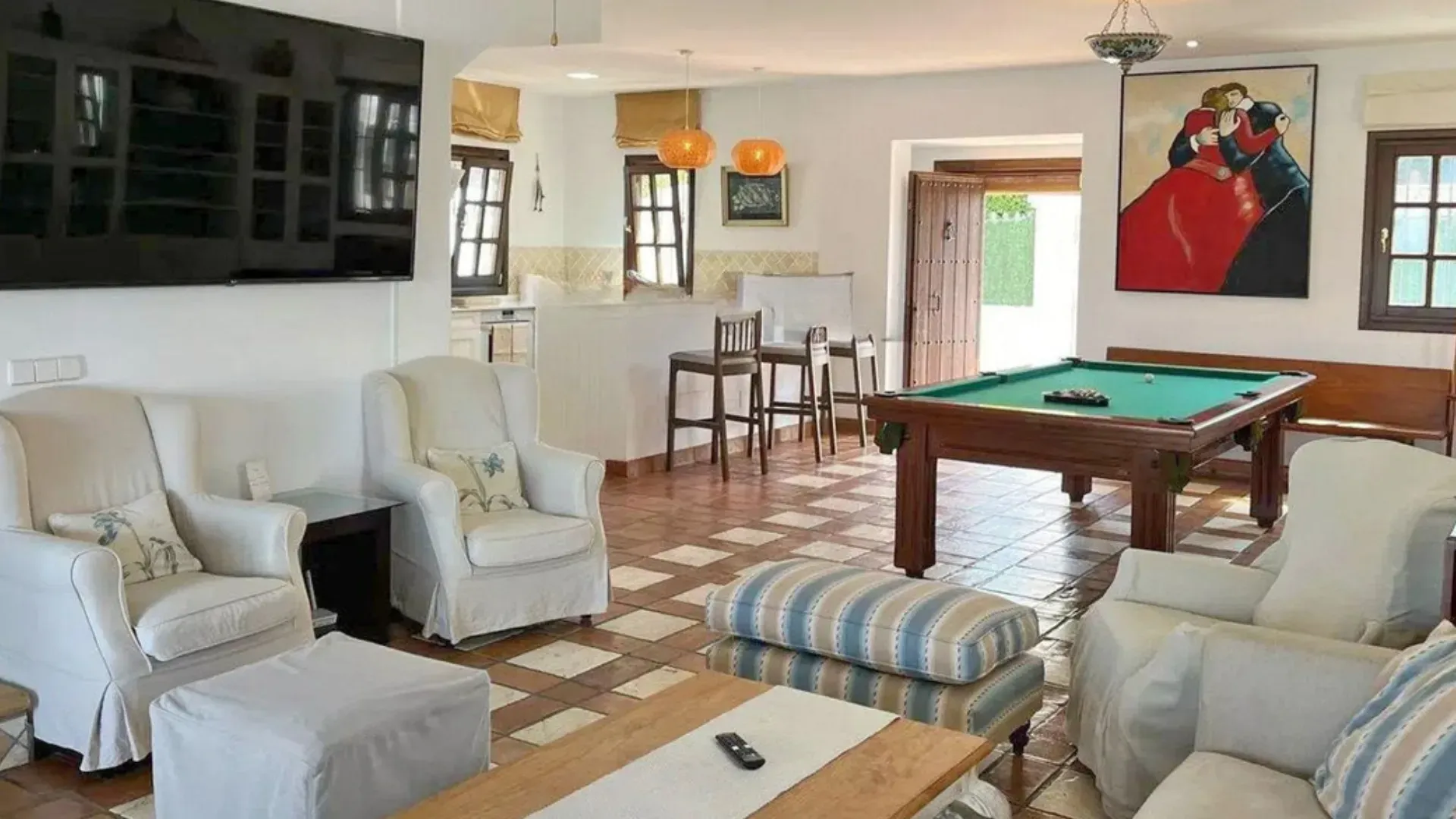 290 m2 villa for sale in Marbella - View 6