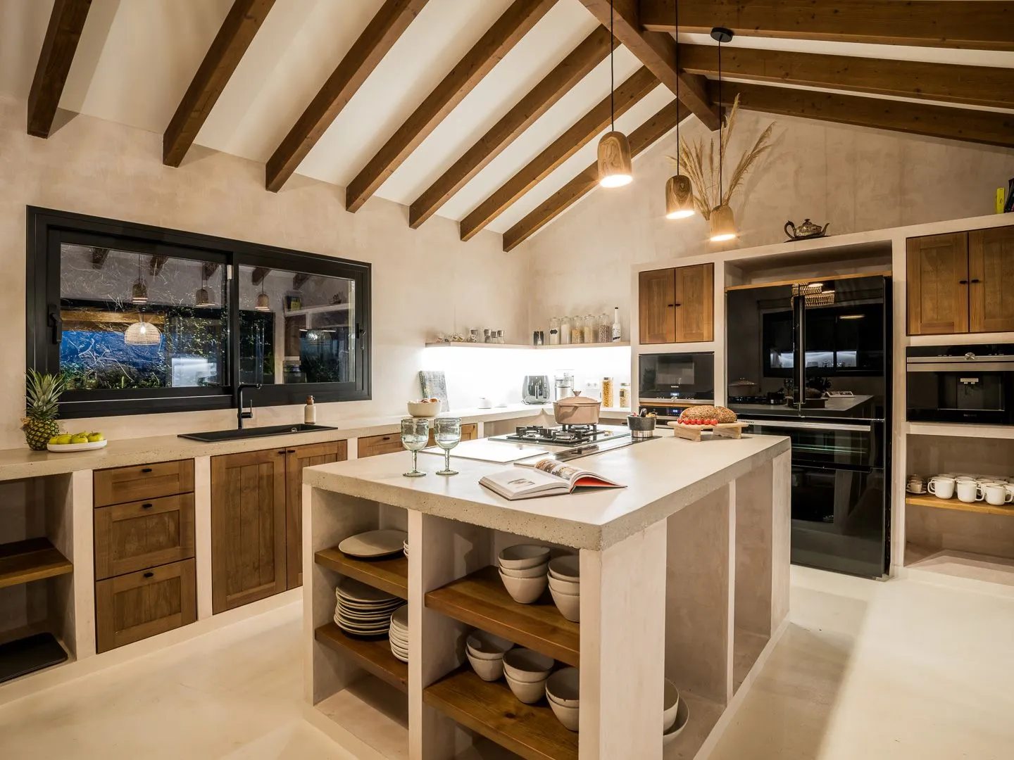 Luxury 6-Bed Villa with Sea & Mountain Views – Málaga - View 8