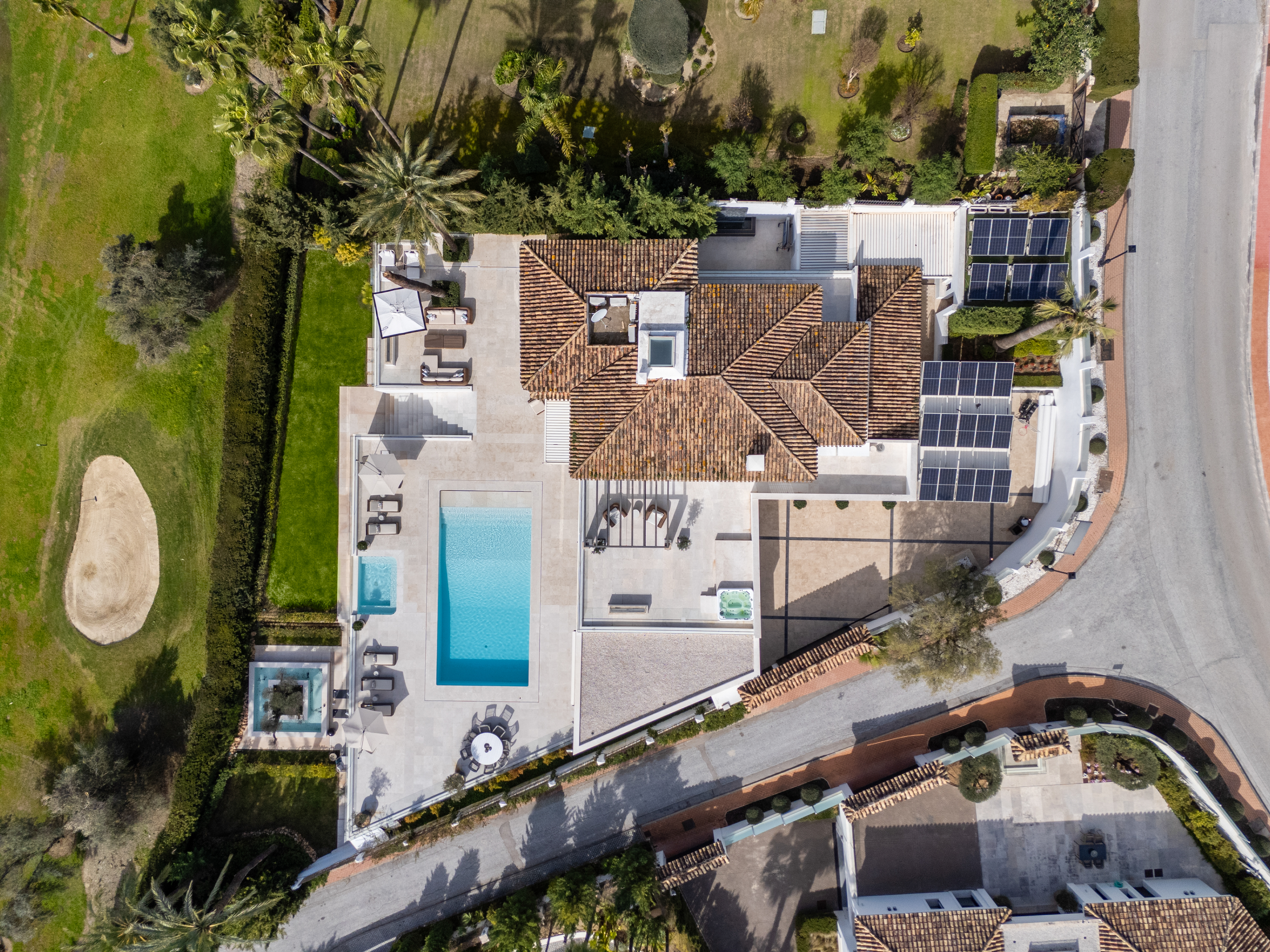 Villa Elba – Luxury Villa in Los Naranjos - View 8