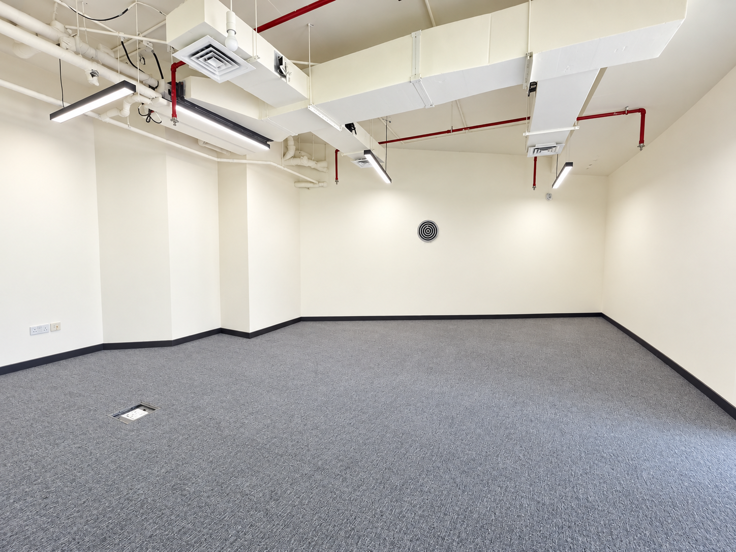 Canal View | Fully Fitted | Glass Partitions - View 9