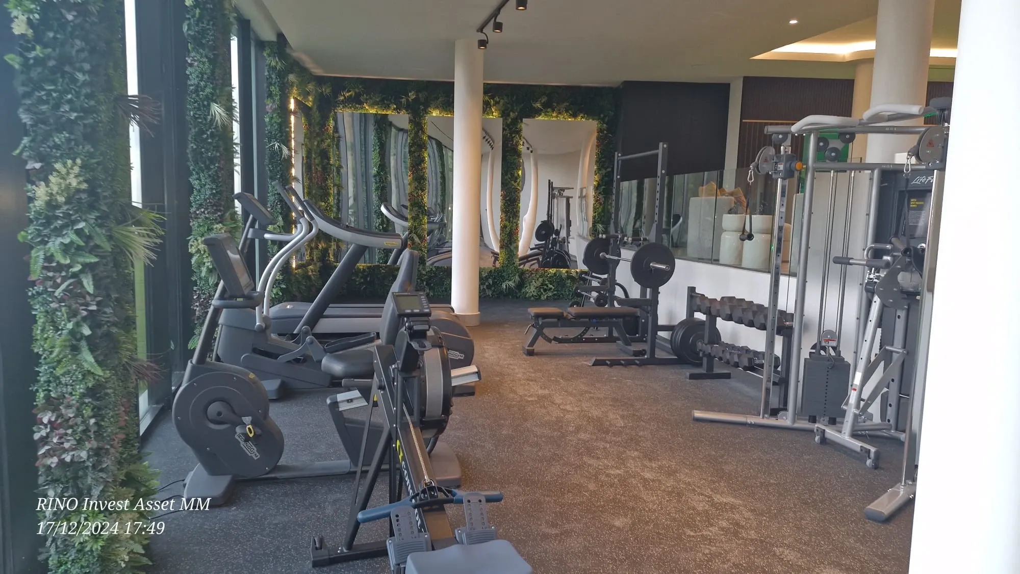 8,000 m² luxury villa in Benahavís - View 9