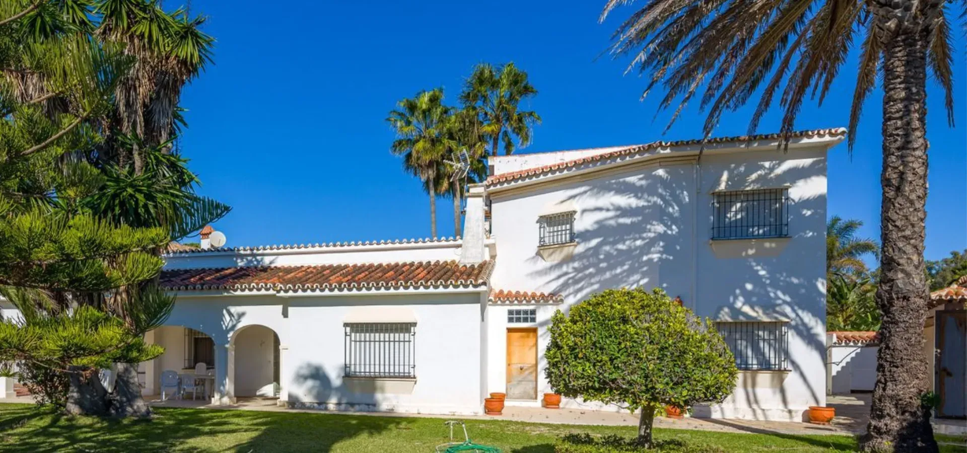 228 m² villa for sale in Marbella - View 10