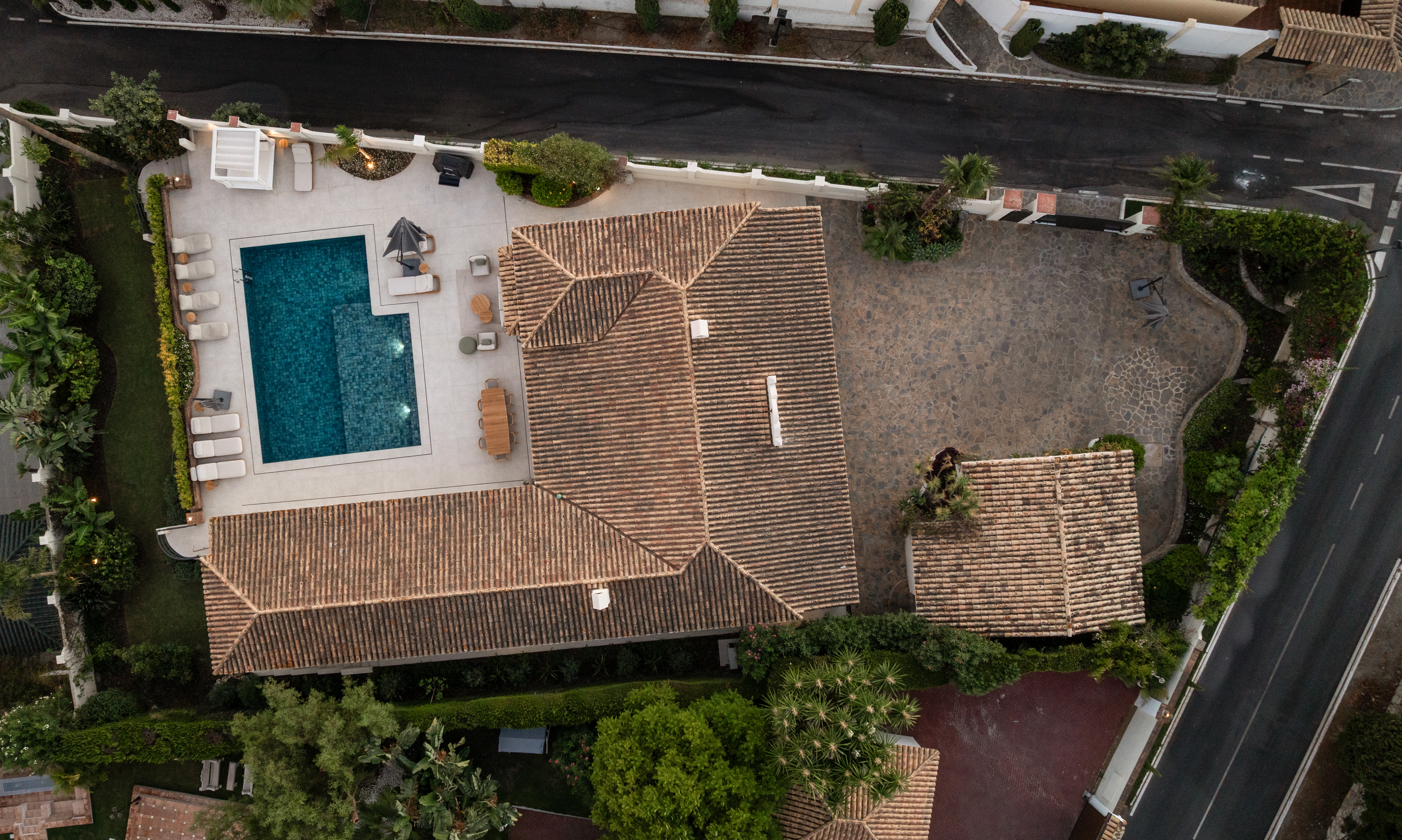 Casa Noora - Elegant Renovated Villa in Altos del Paraíso, Benahavís - View 16