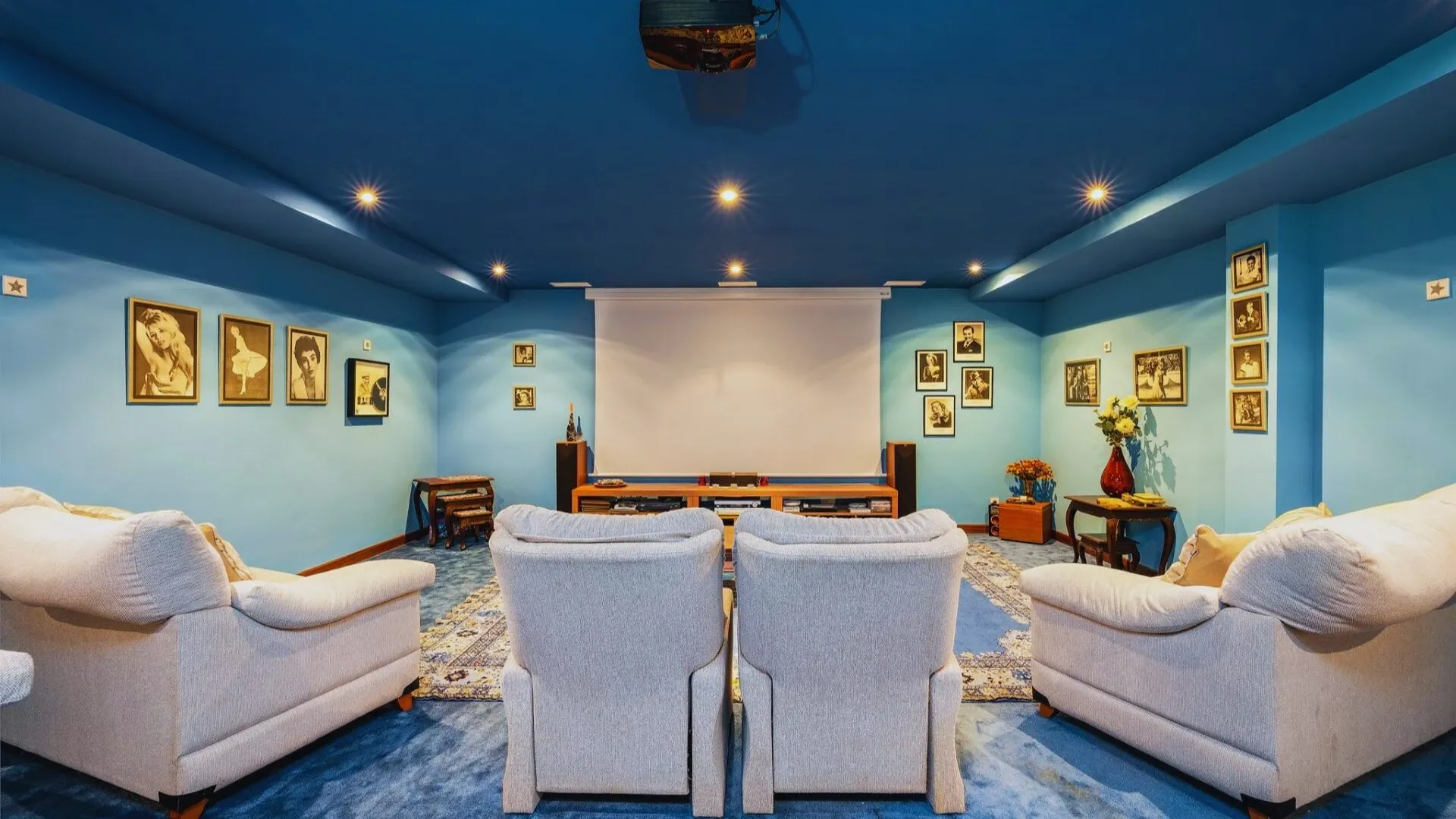 Luxurious Andalusian Mansion for Sale with Stunning Golf Valley and Sea Views - View 10