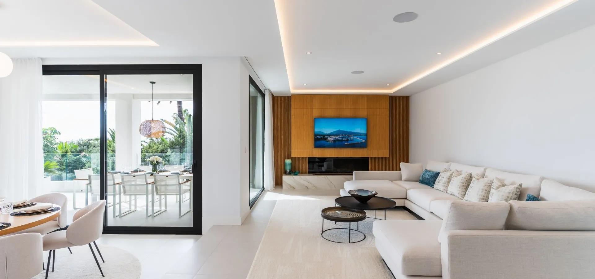 405 m2 villa for sale in Marbella - View 8