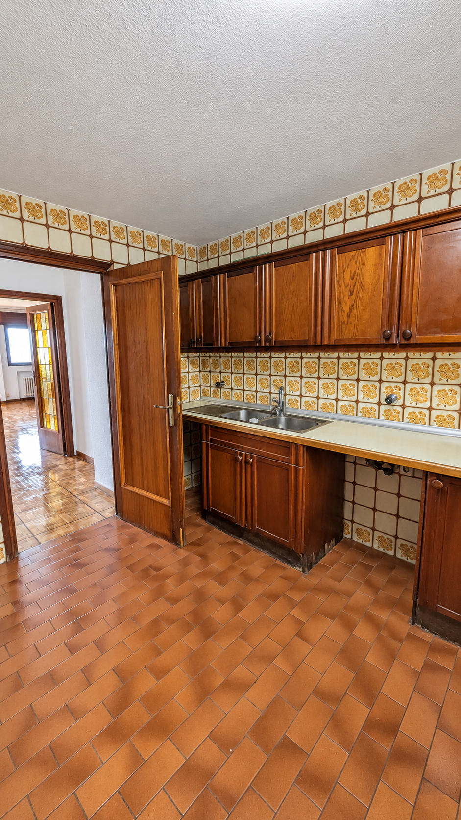 Exclusive residence with panoramic views and garaje in Ciudad Jardín - View 10