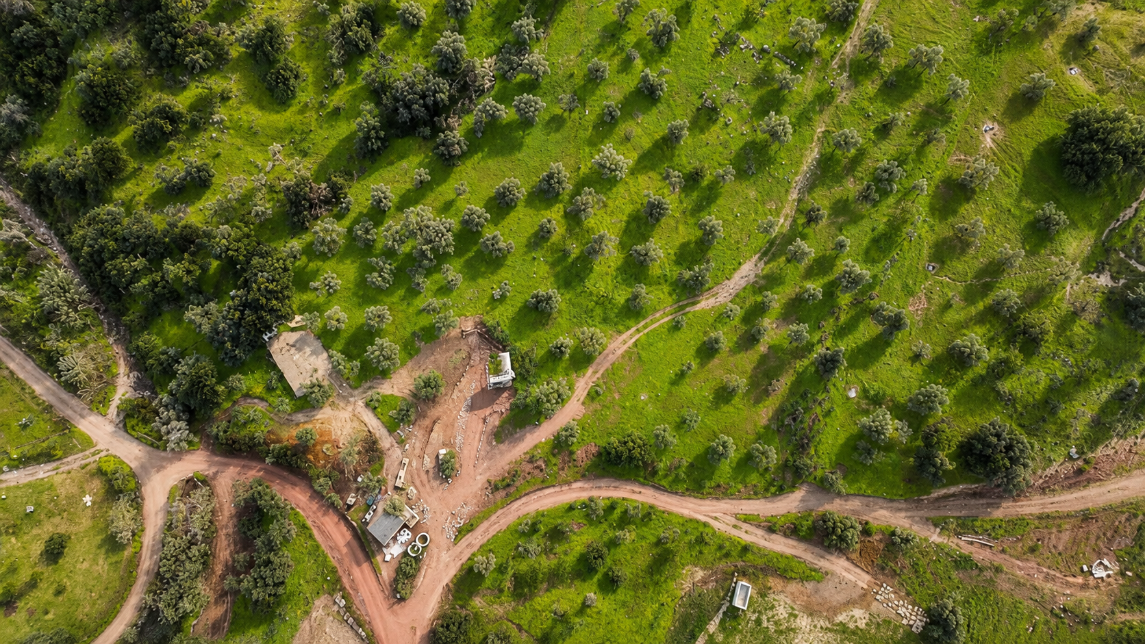 Exclusive Sustainable Luxury Eco Villa with 50,000 m² Estate - View 10
