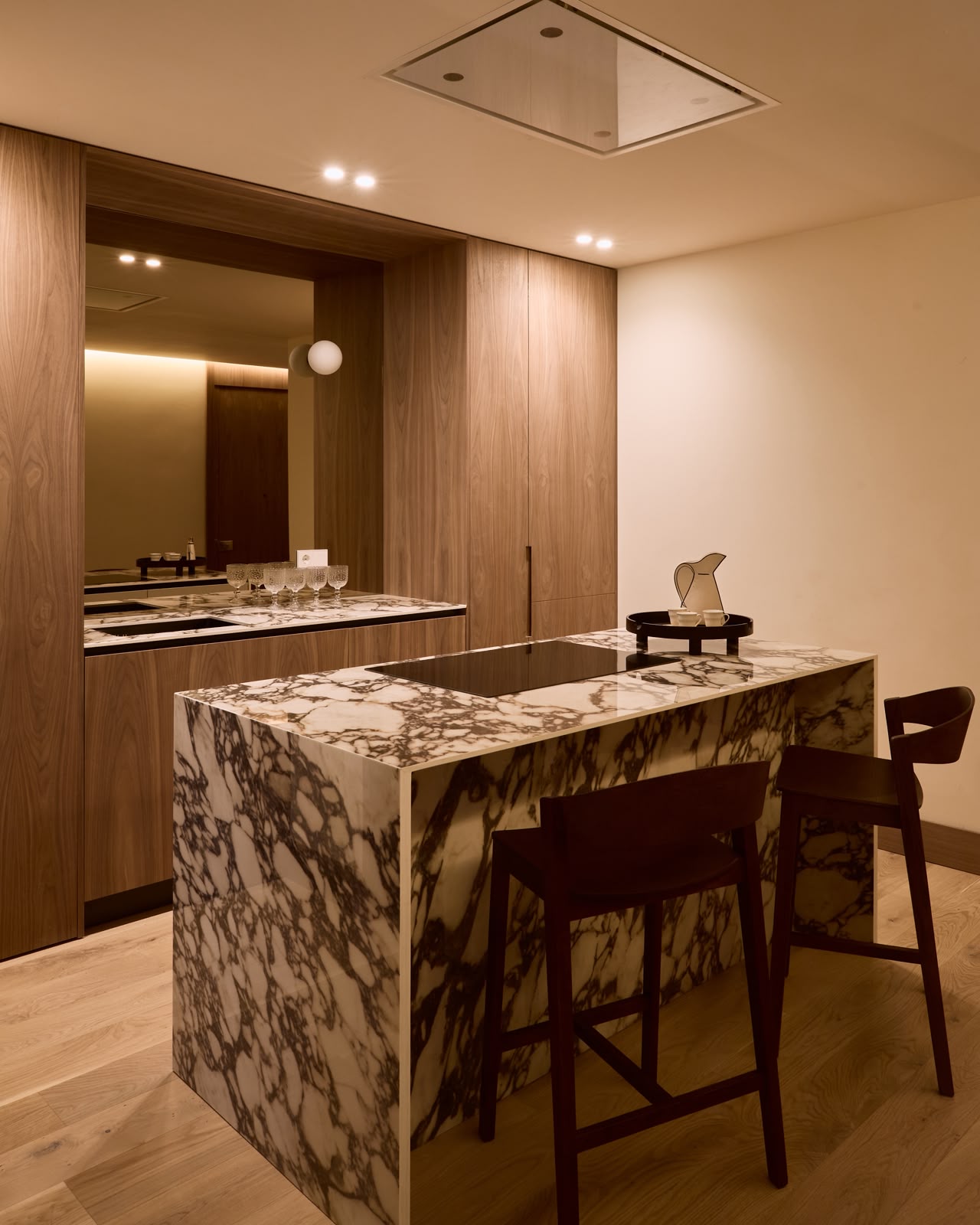 Elegant Designer Apartment in Salamanca - View 13