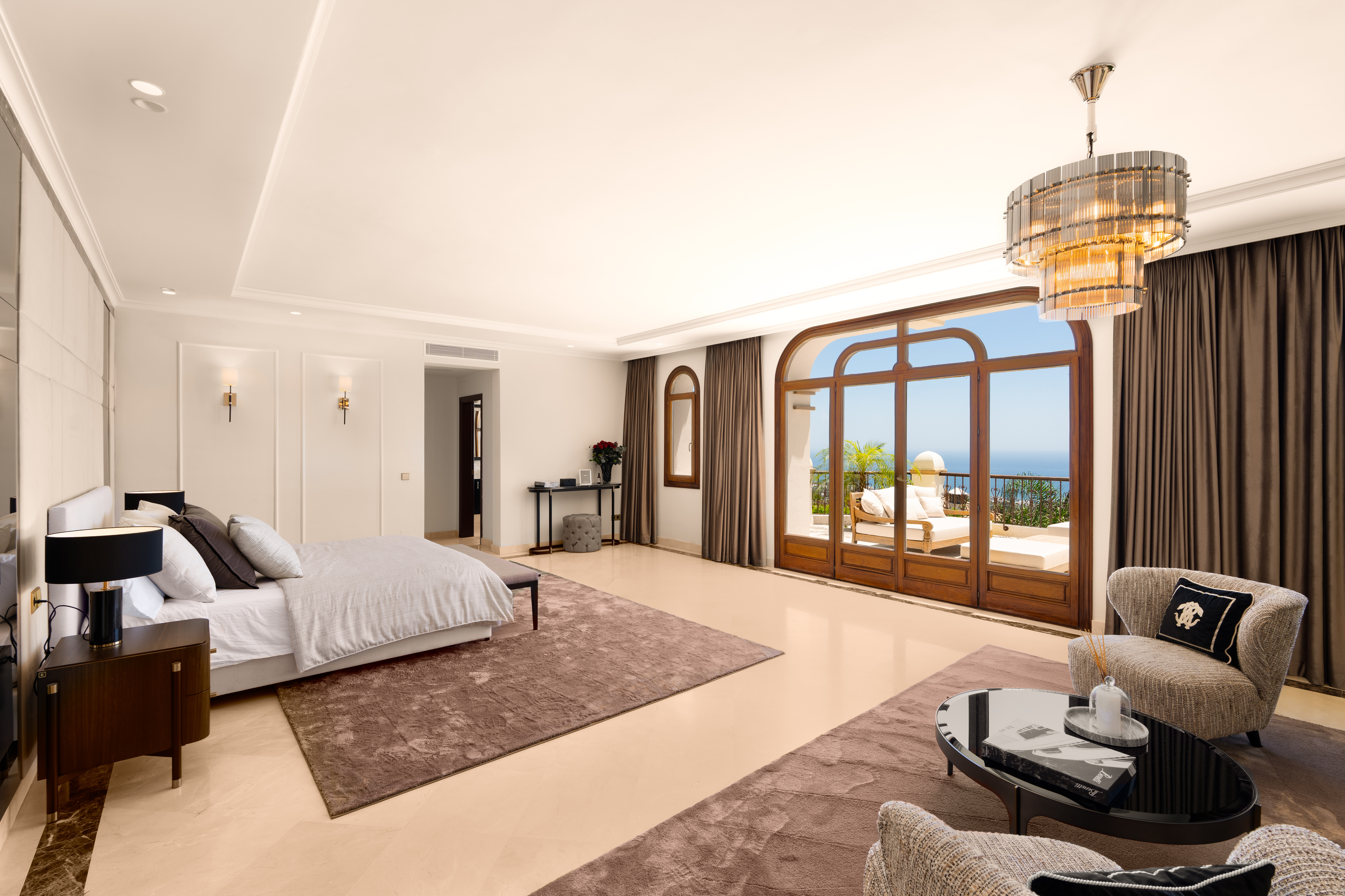 Villa Serenata – Luxury Villa in Sierra Blanca - View 14