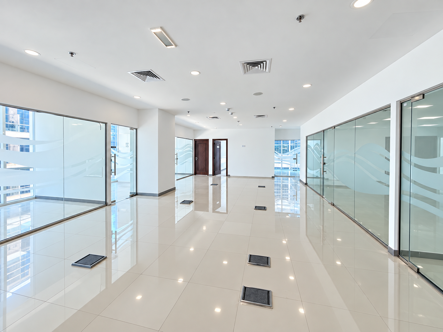 Huge Office Layout | Prime Location | Fitted - View 17