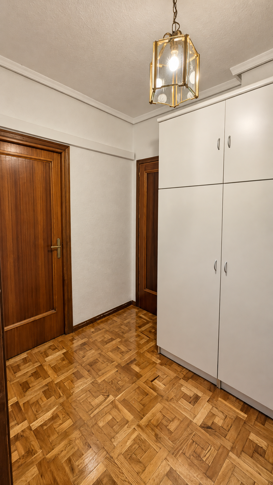 Exclusive residence with panoramic views and garaje in Ciudad Jardín - View 16