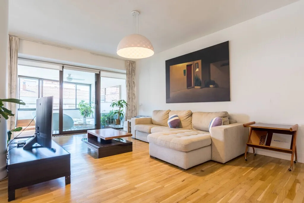 Luxury Apartment in Almagro - View 20