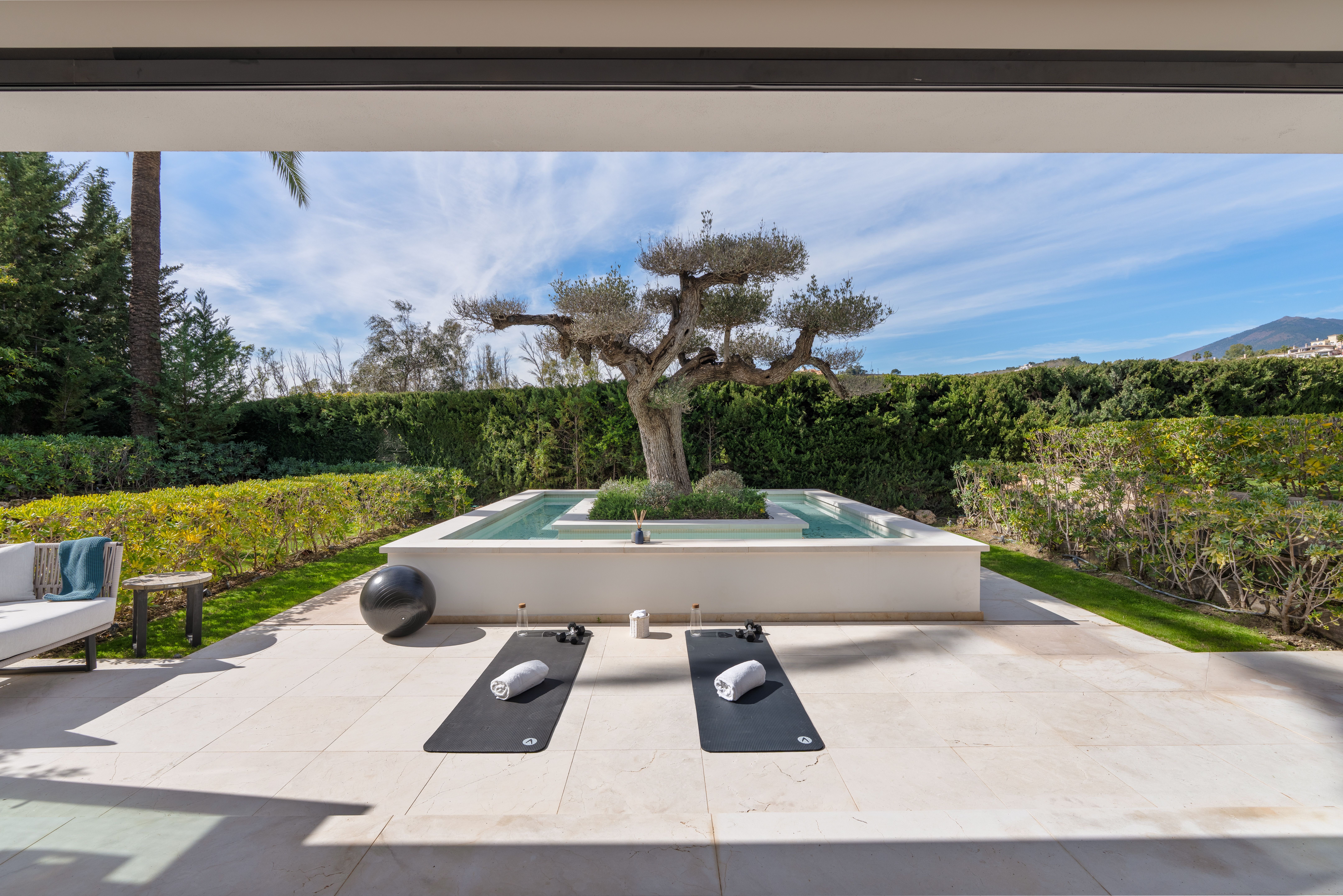 Villa Elba – Luxury Villa in Los Naranjos - View 10
