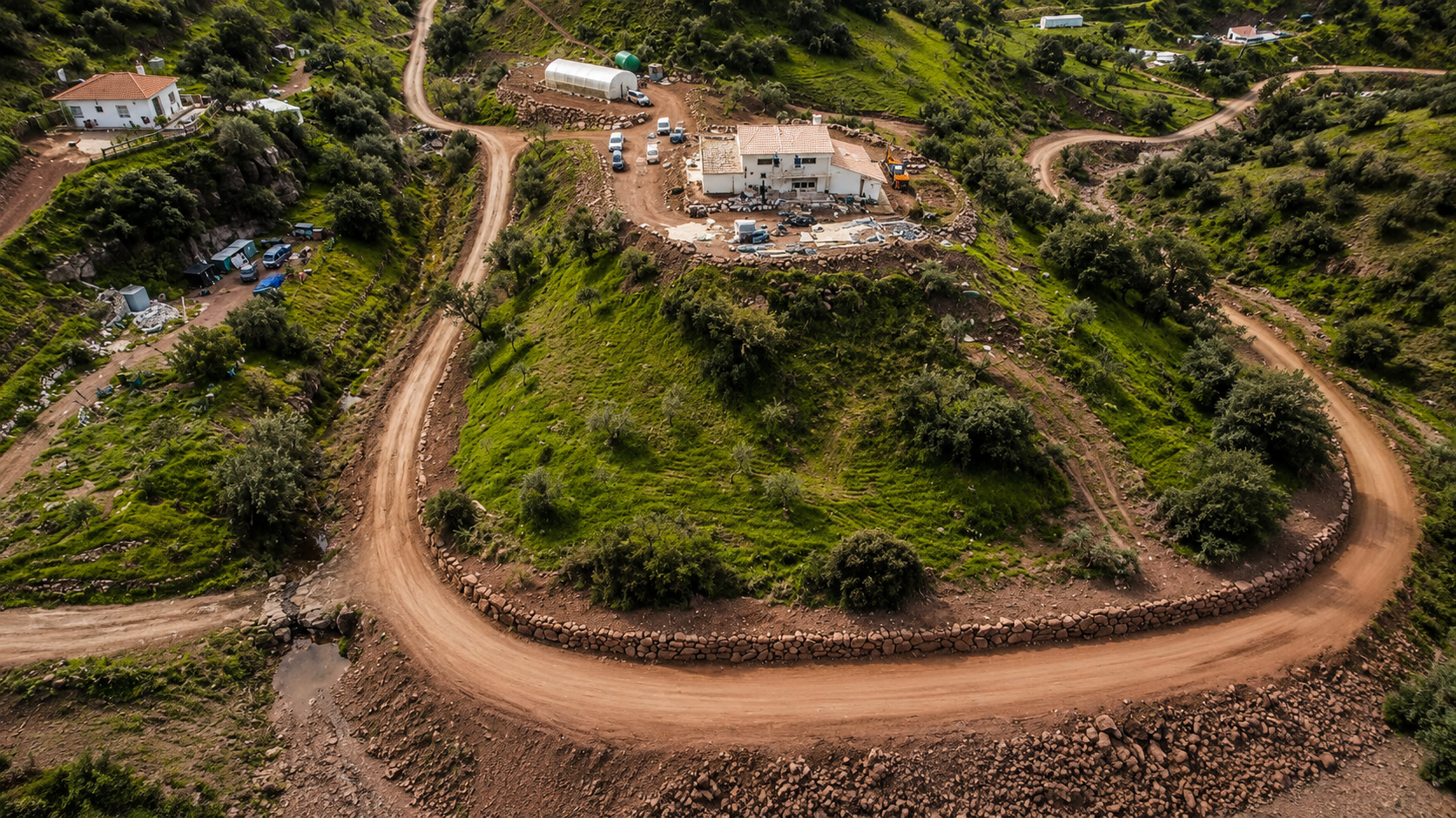 Exclusive Sustainable Luxury Eco Villa with 50,000 m² Estate - View 14