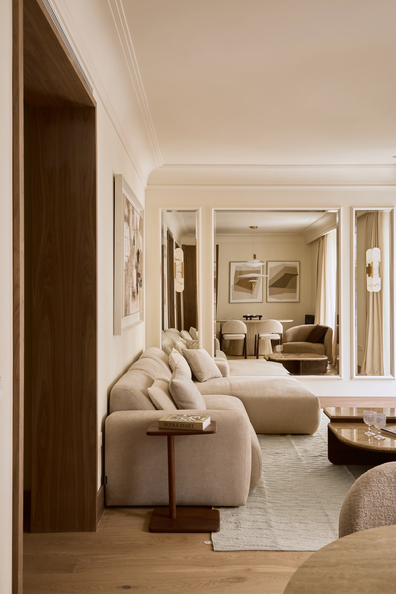 Elegant Designer Apartment in Salamanca - View 6