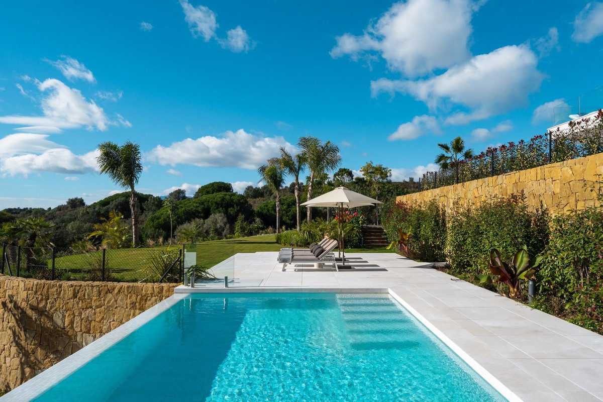 Marbella Hill Club Bespoke Mansion - View 7