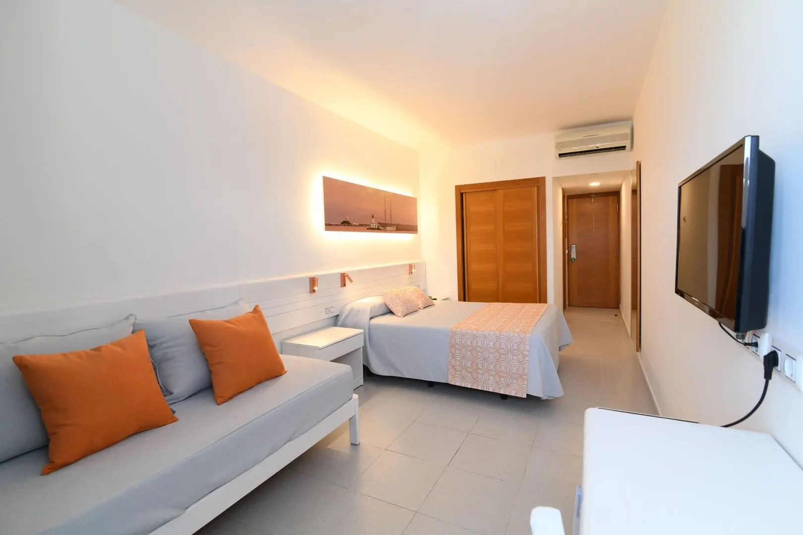 3-star hotel for sale in Ibiza - View 7