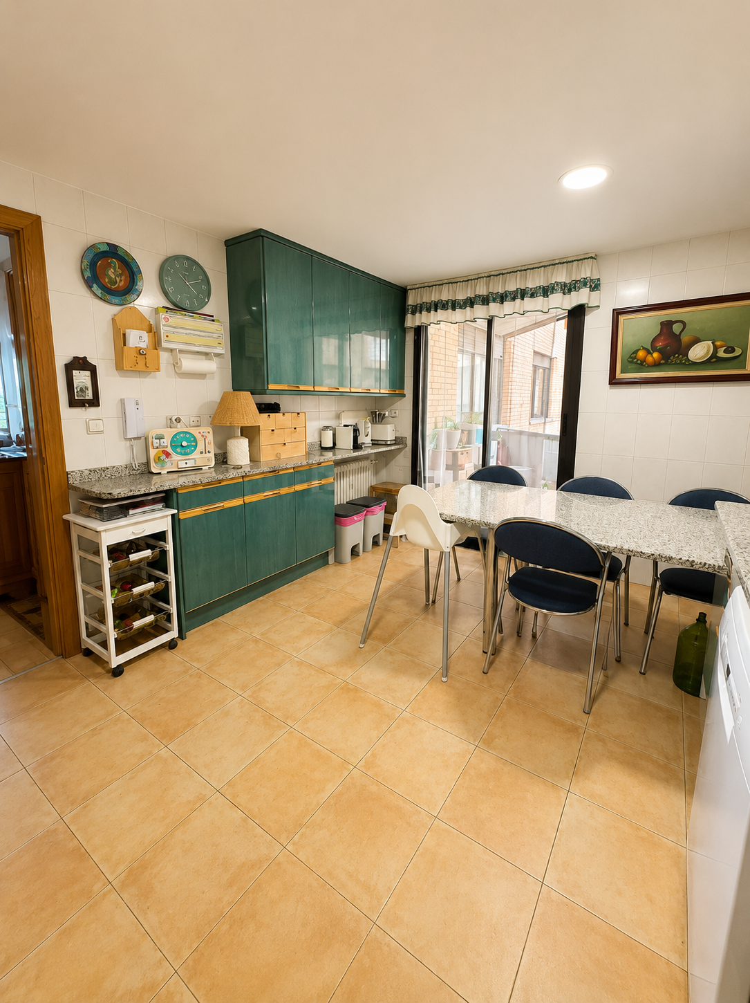 Luxury 4-Bedroom Apartment in Arroyo del Fresno, Madrid - View 19