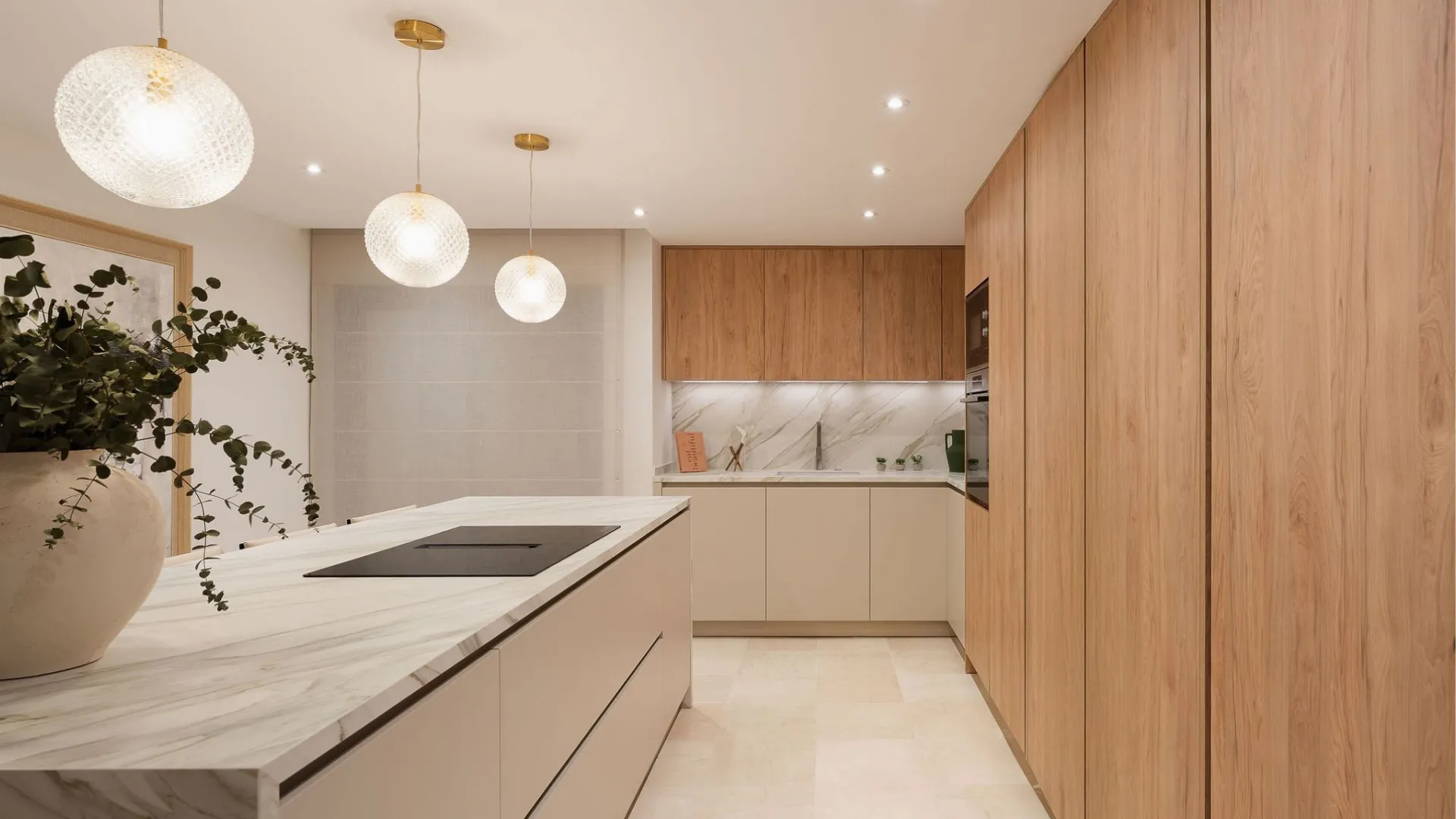 290 m² villa for sale in Marbella - View 7