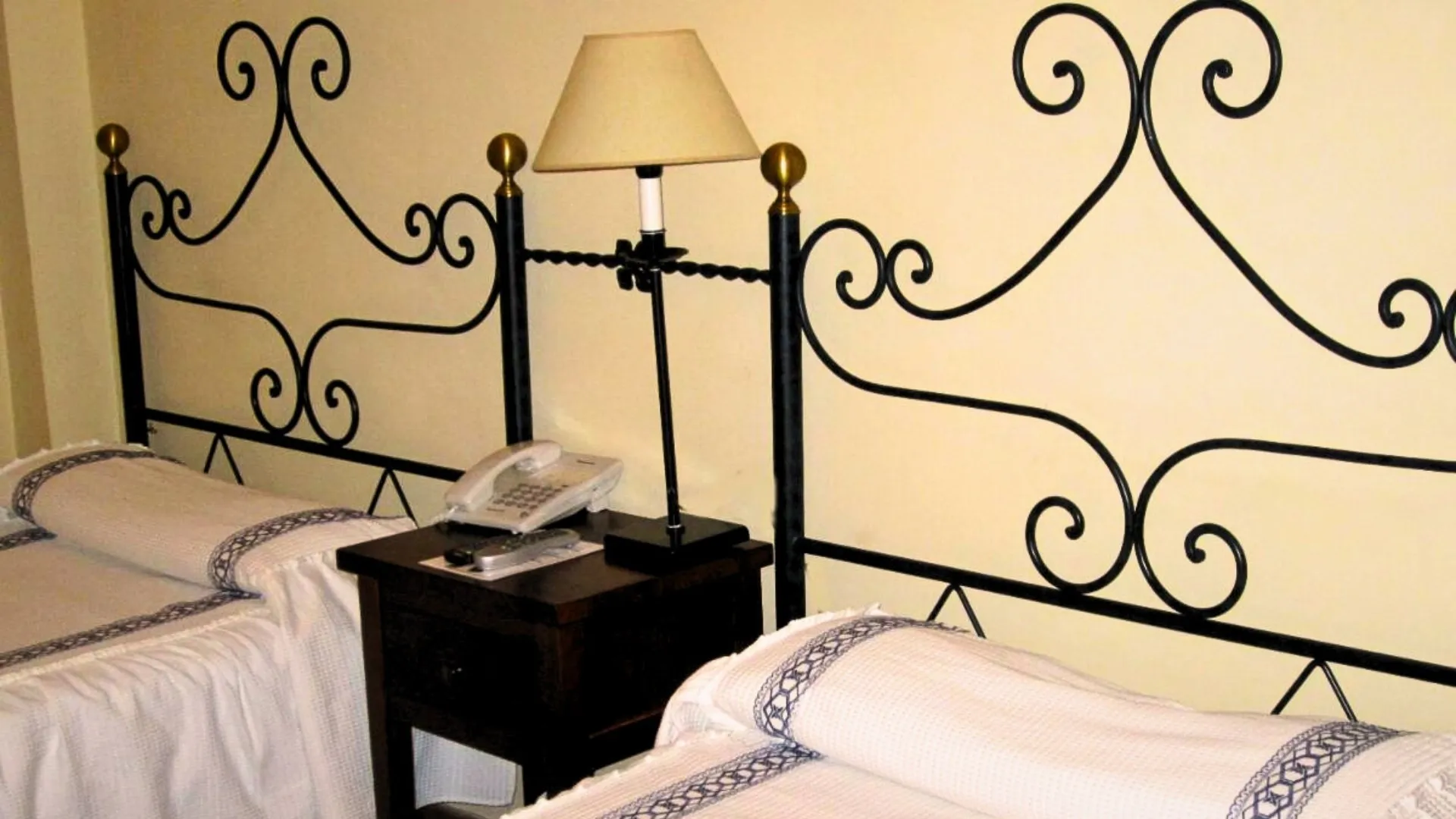 4-floor hotel for sale in Antequera - View 7