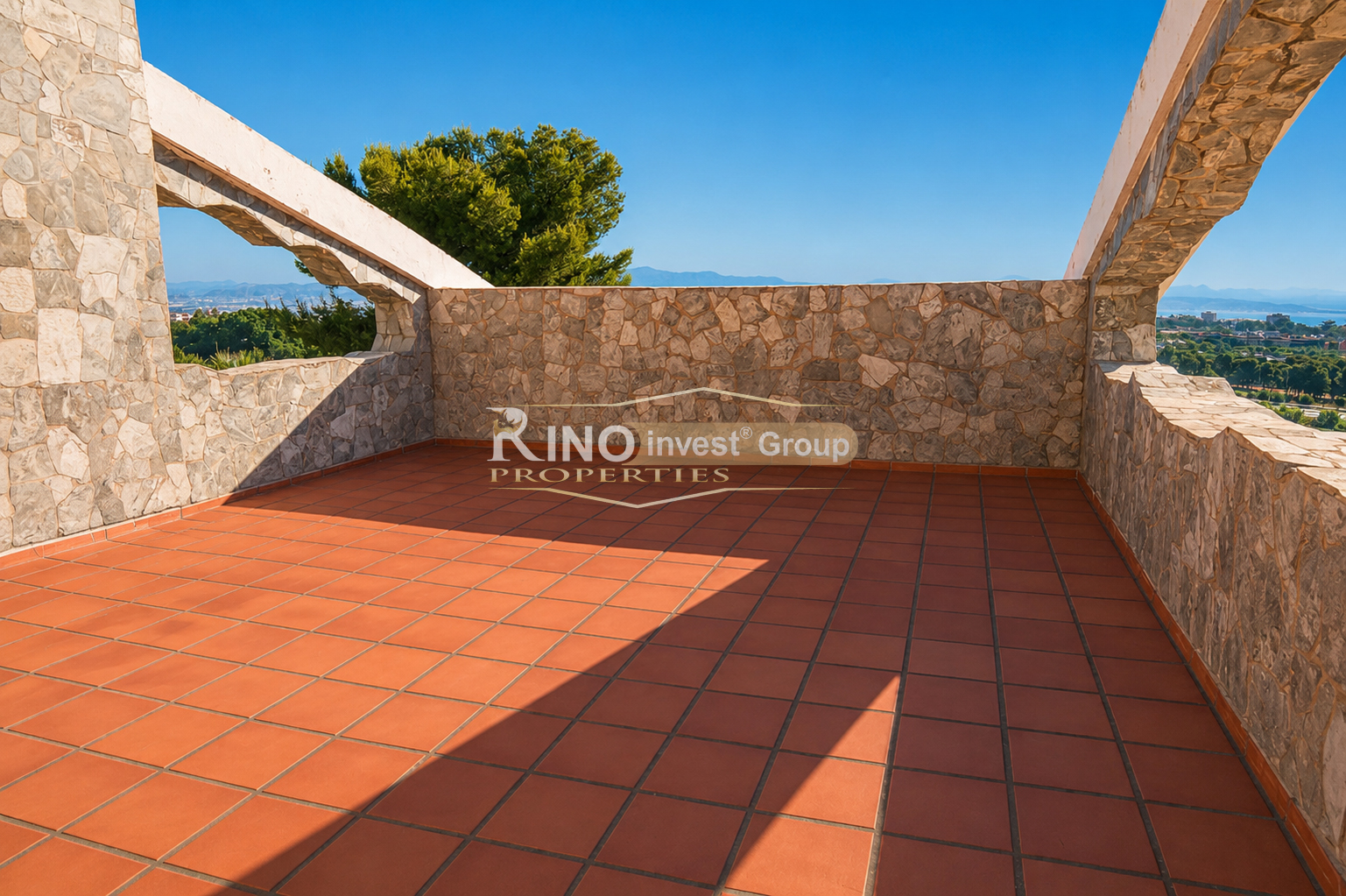 Majestic Signature Villa in El Olivar Málaga - View 24