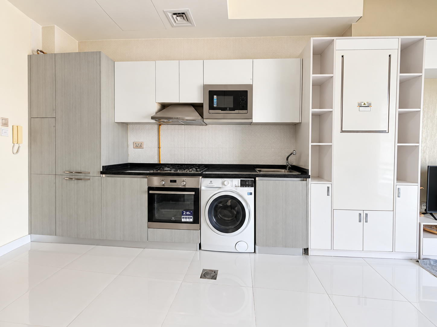 Fully Furnished | 12 Cheques | Panoramic View - View 7