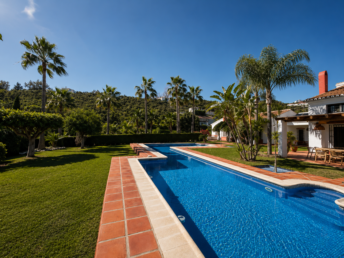 Country Estate (Cortijo) for Sale in Málaga East - View 8