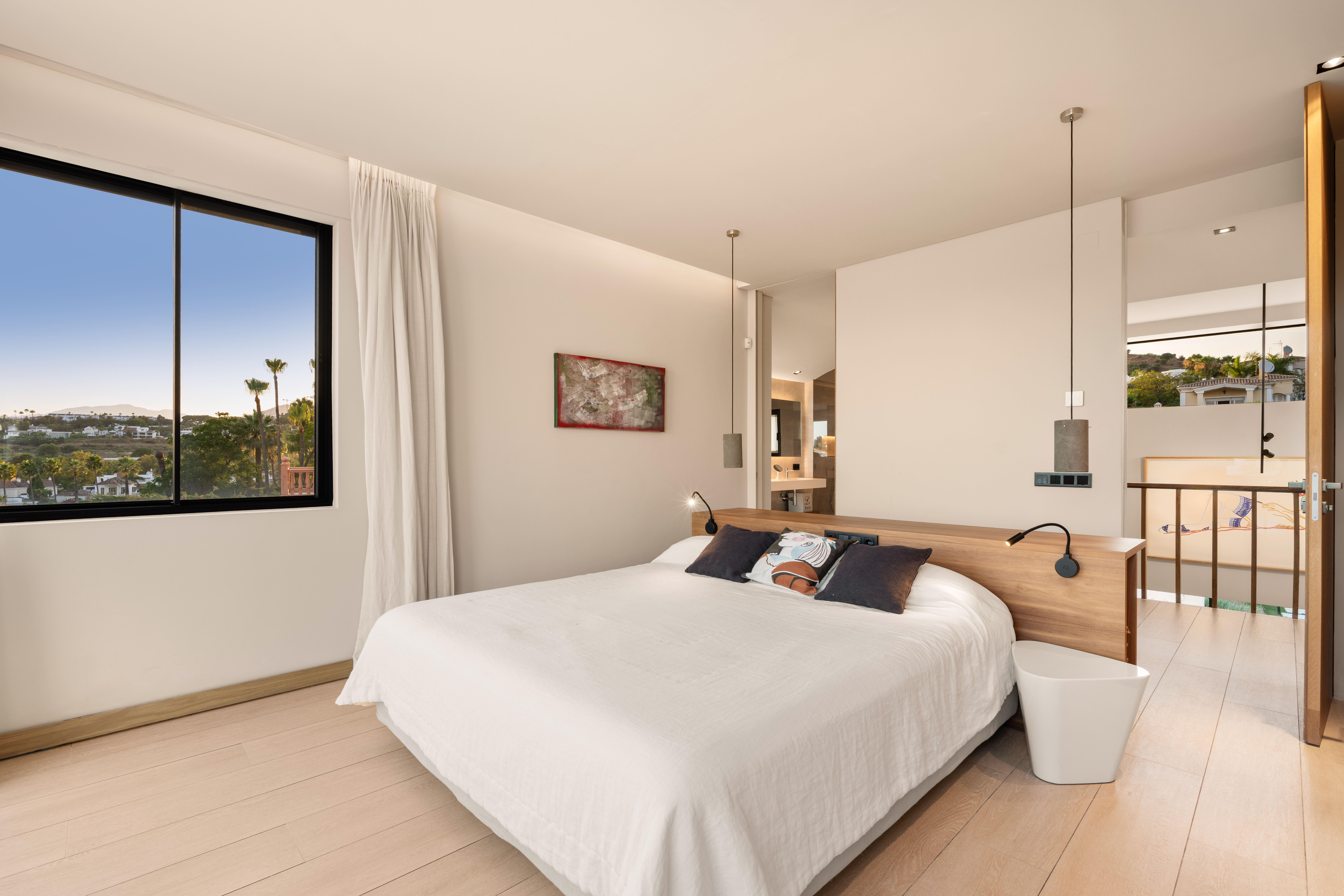 La Madrugada – Luxury Frontline Golf Villa - View 8