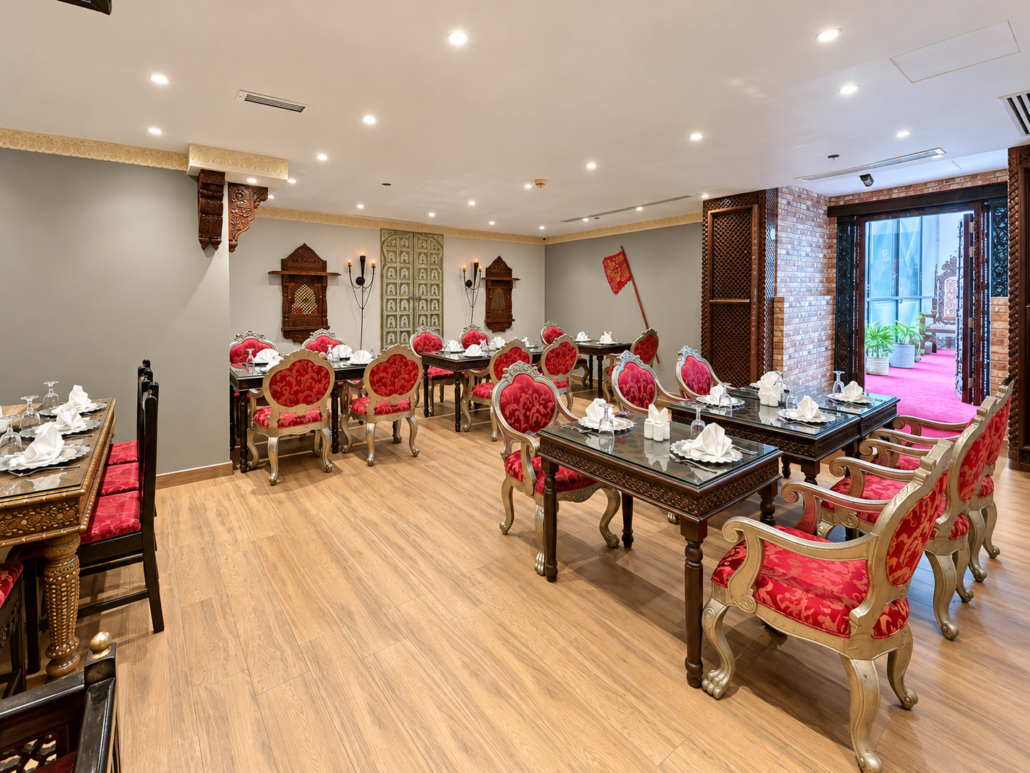 Modern Restaurant | Prime Location | Ready