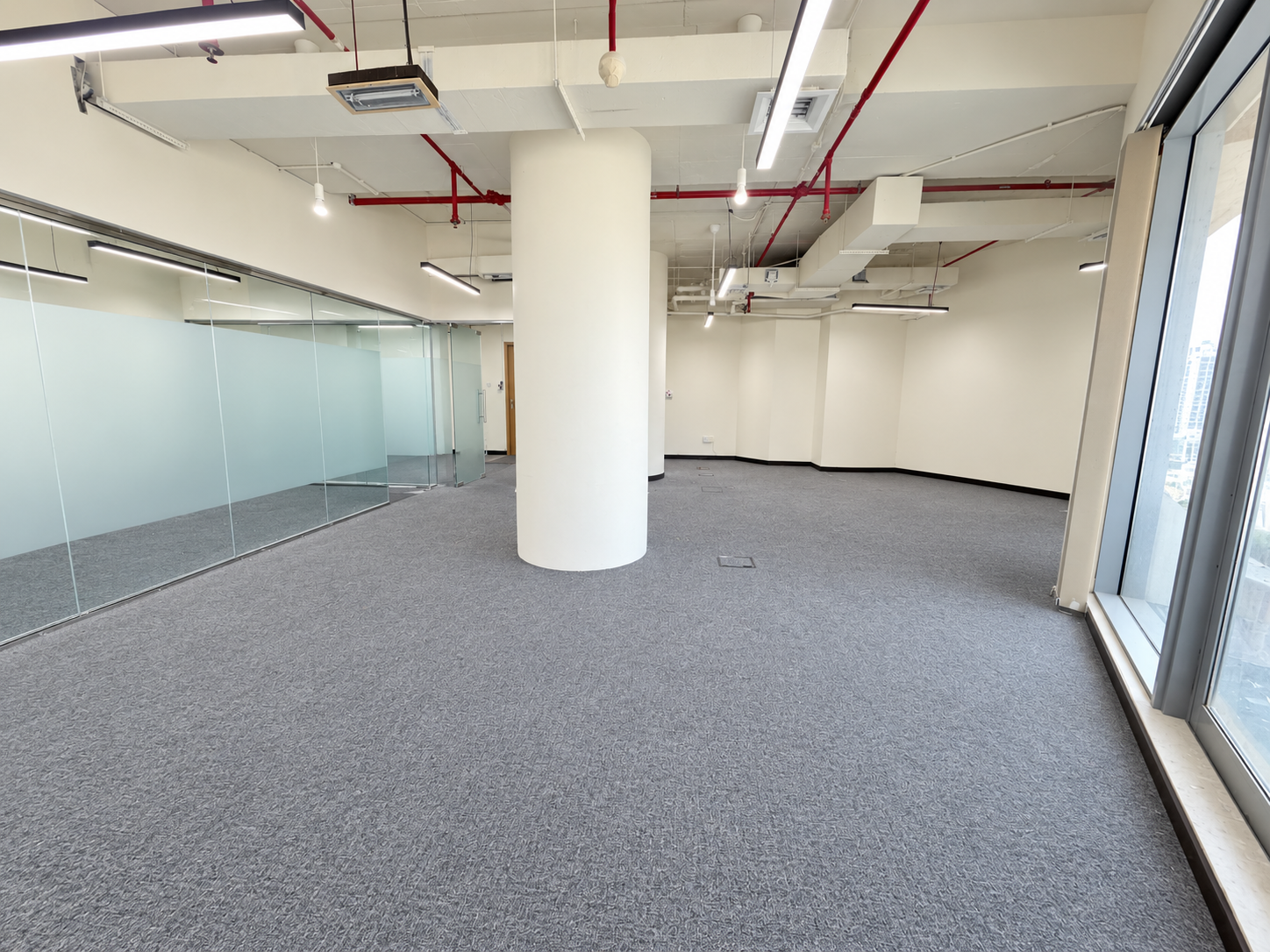 Canal View | Fully Fitted | Glass Partitions - View 8