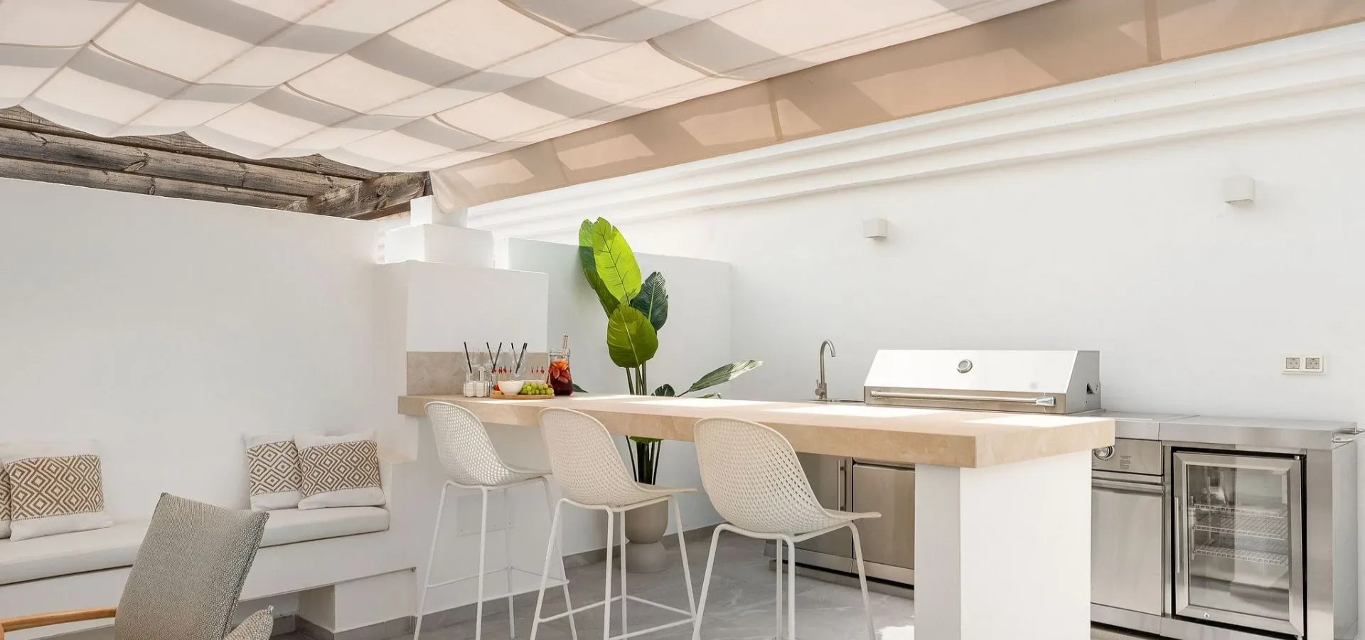 187 m² luxurious penthouse for sale in Marbella - View 10