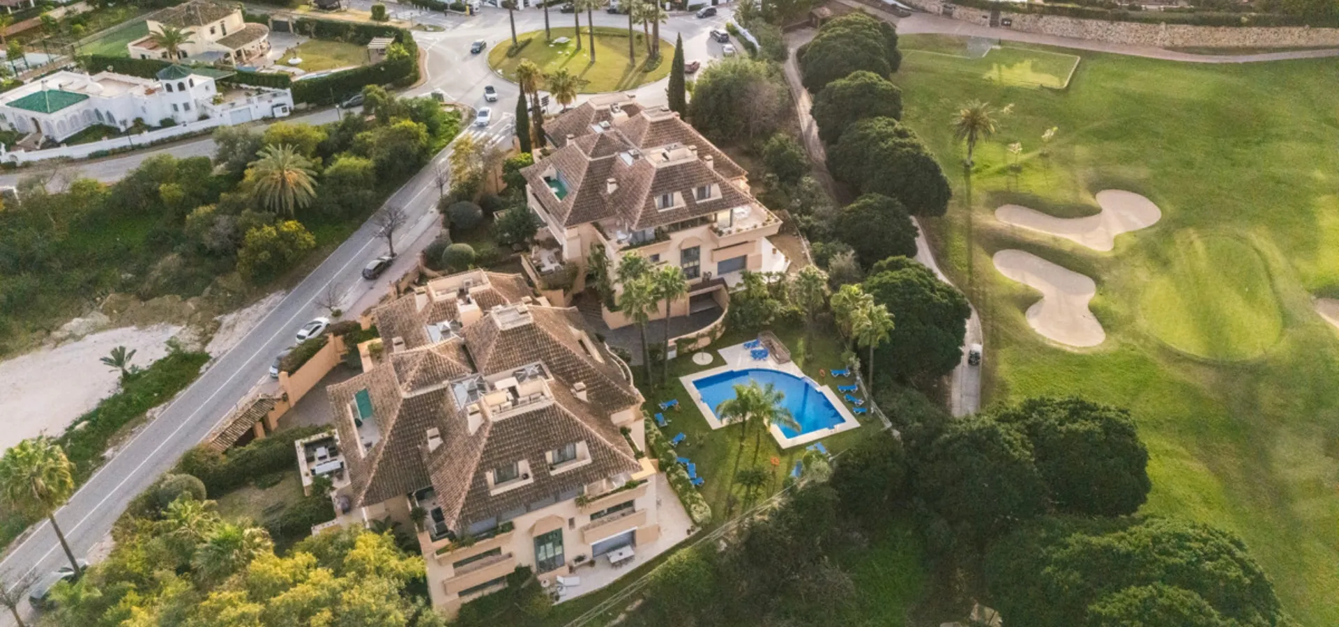 260 m² penthouse for sales in malaga - View 9