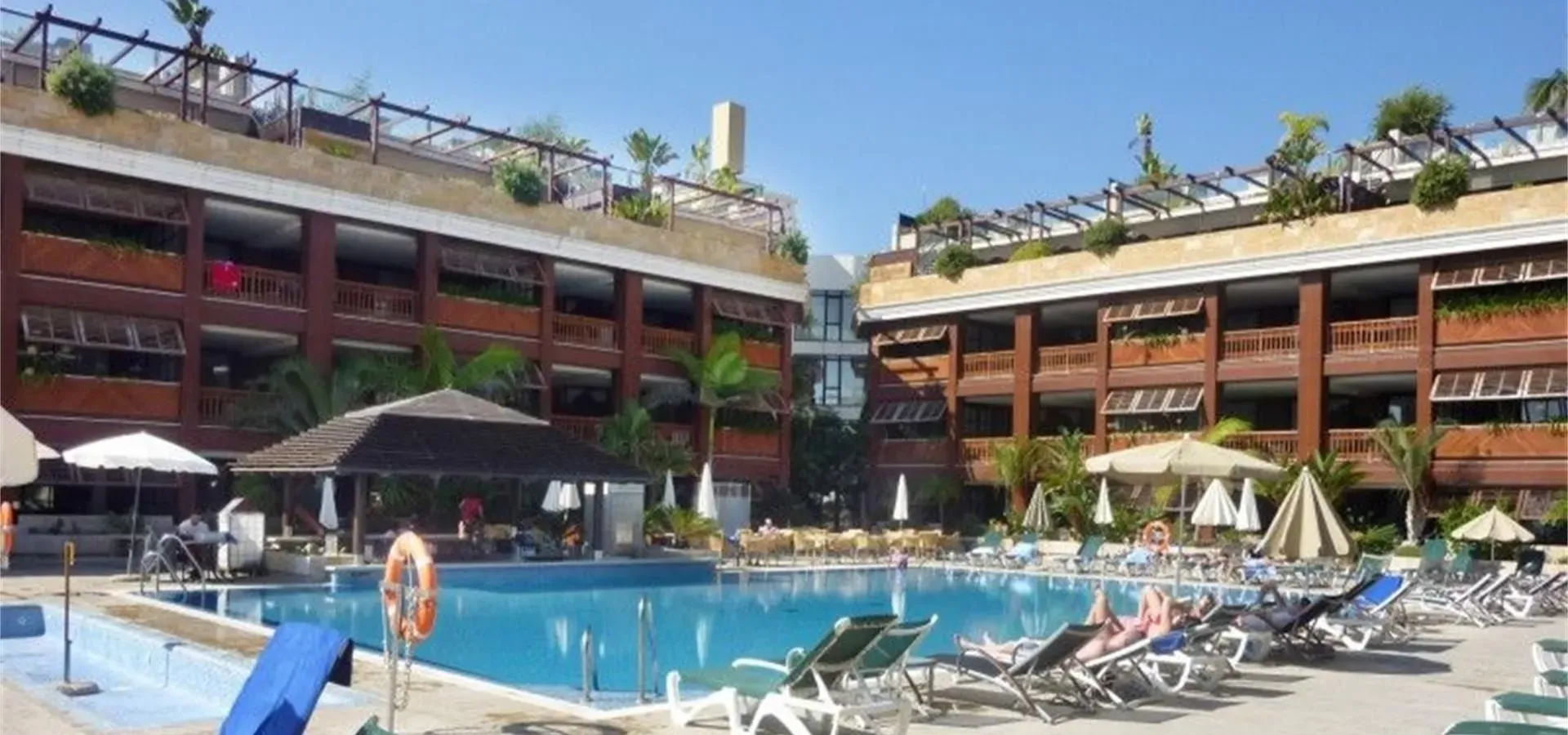 251 m² penthouse for sale in Marbella