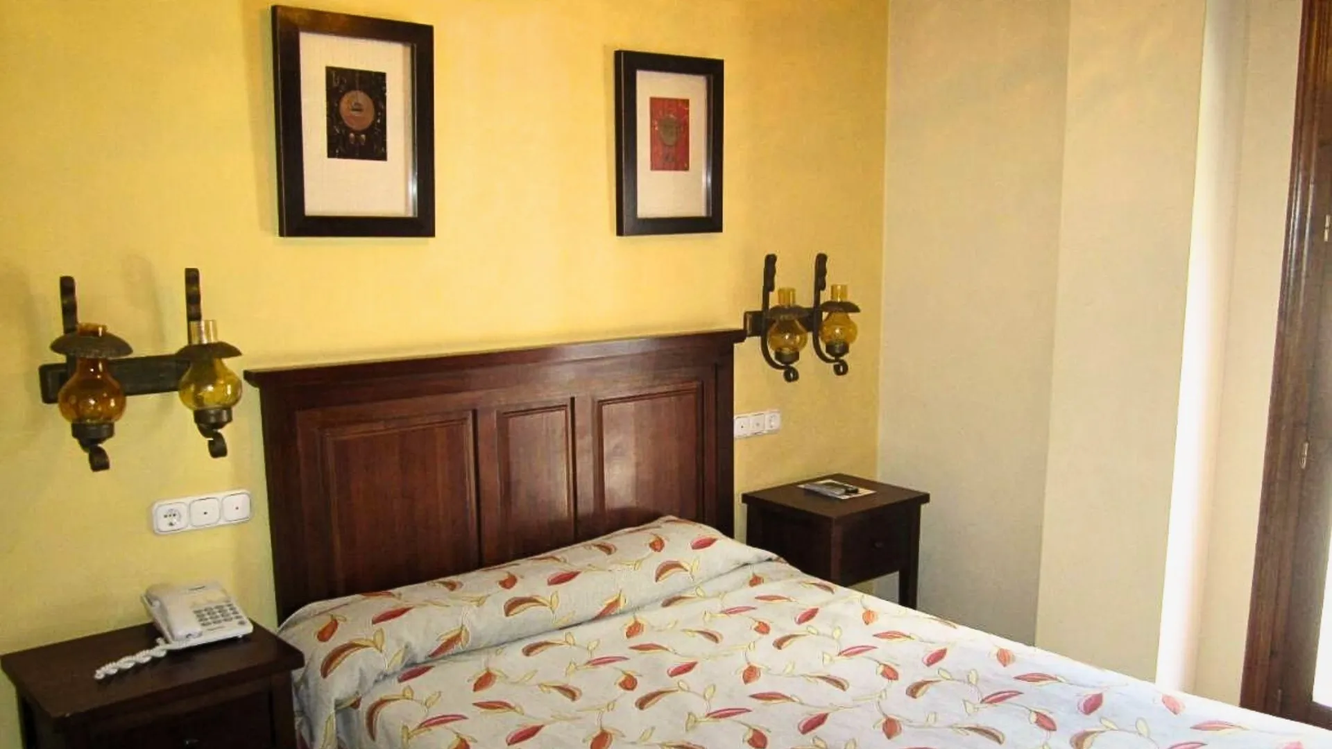 4-floor hotel for sale in Antequera - View 6