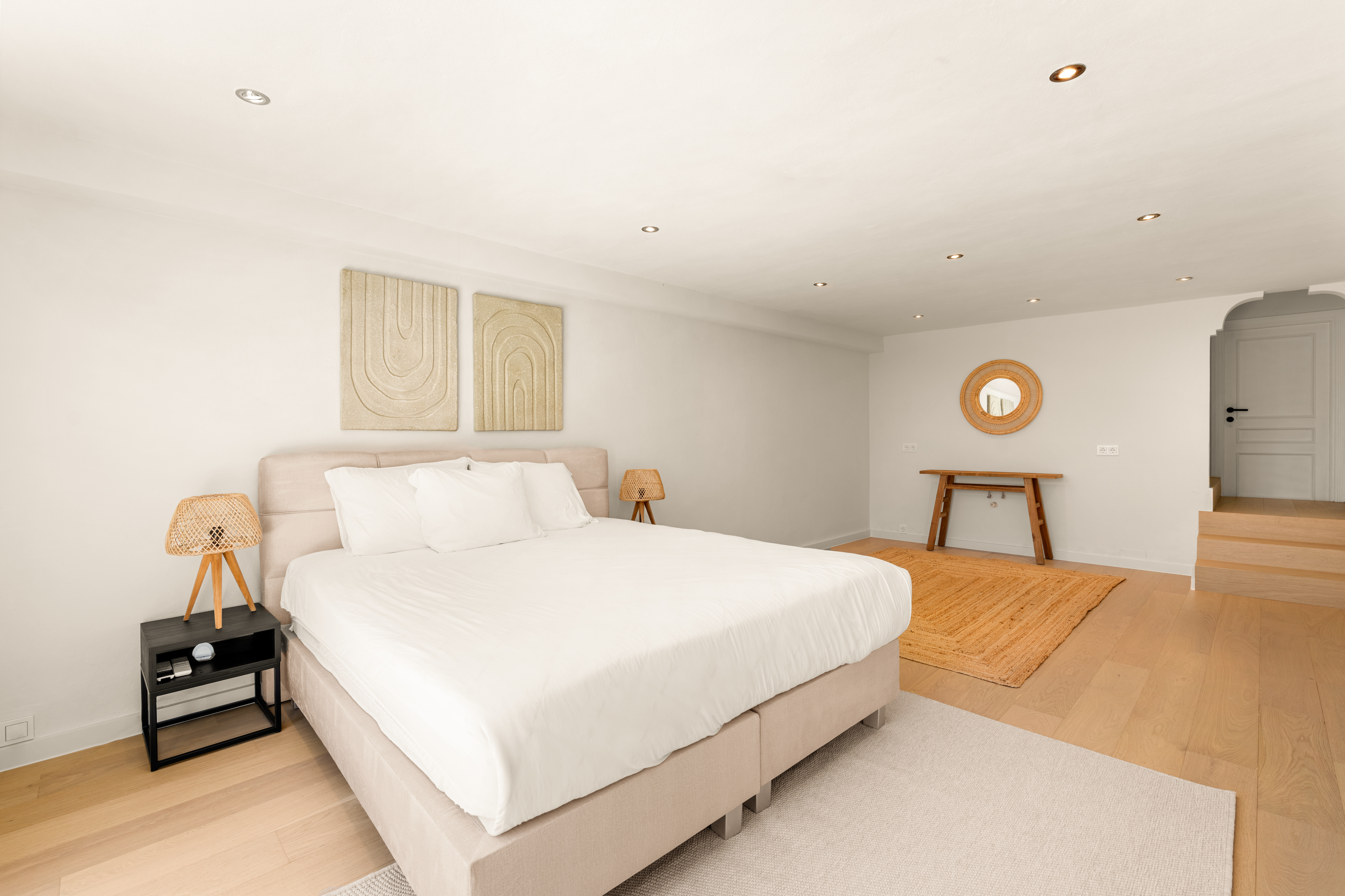 Casa Noora - Elegant Renovated Villa in Altos del Paraíso, Benahavís - View 6