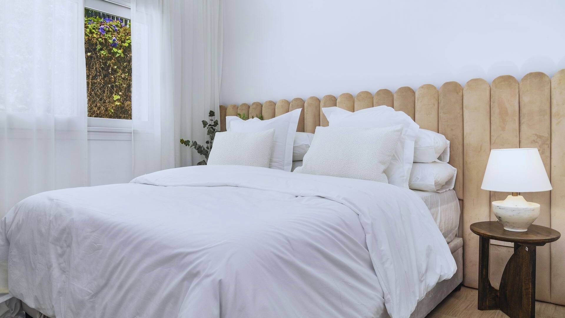 Mediterranean Style Single floor Villa