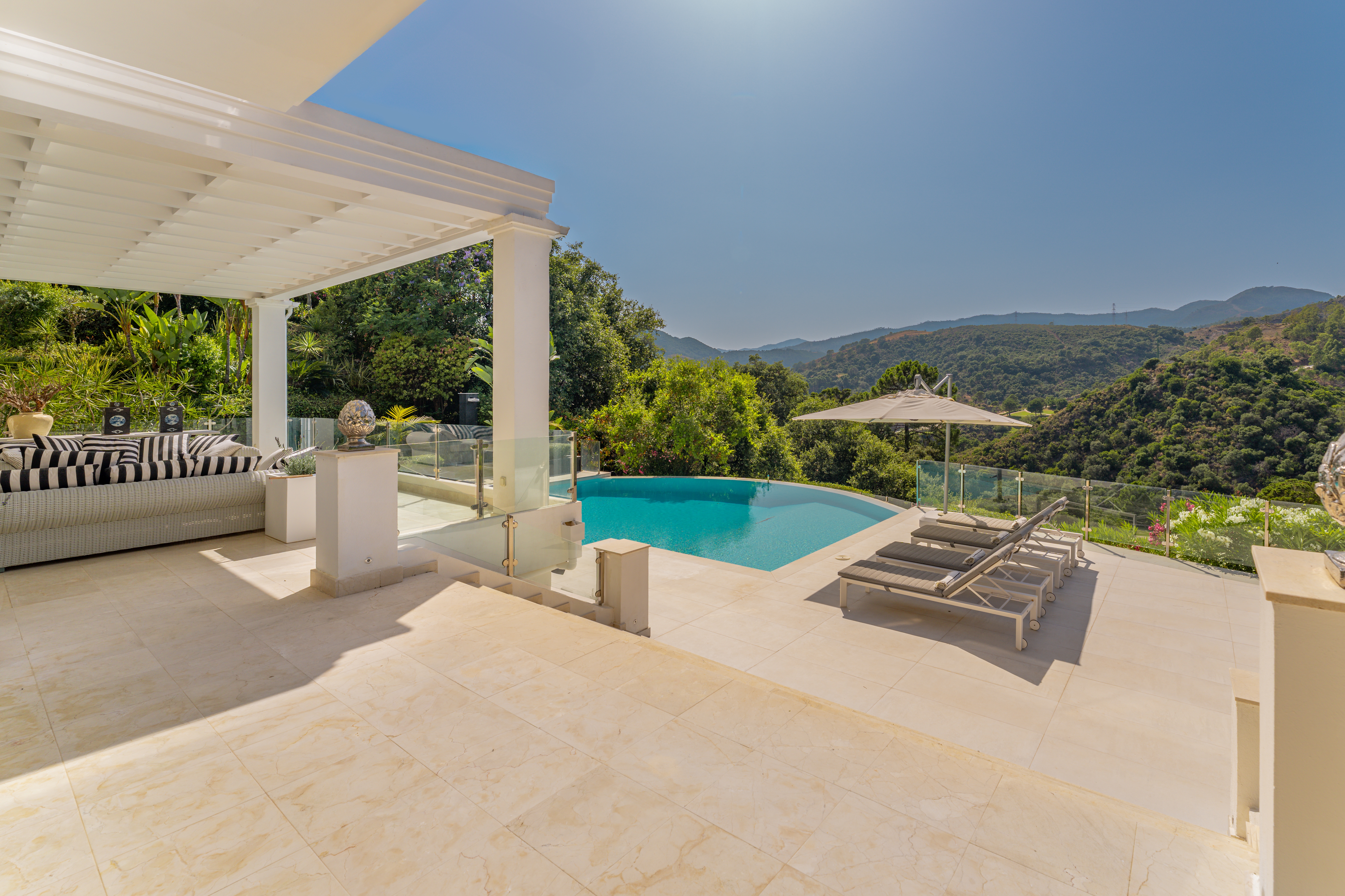 Villa Tilo – Luxury Villa in La Zagaleta - View 11