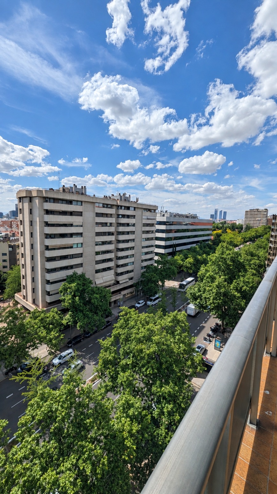Exclusive residence with panoramic views and garaje in Ciudad Jardín - View 20