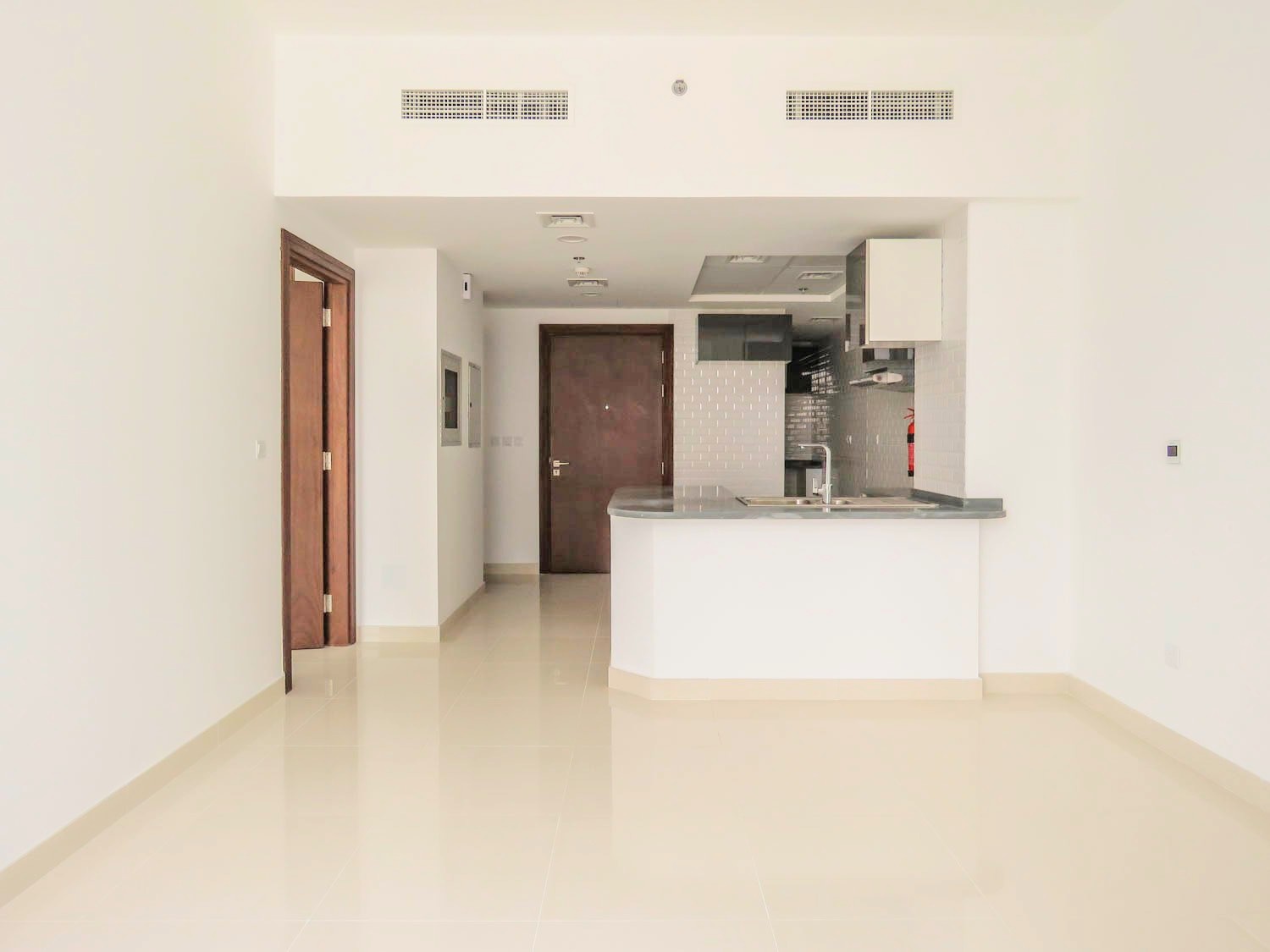 Bright 1 BR | With Balcony | Multiple Options